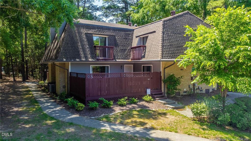 165 Springberry Lane 165 — photo