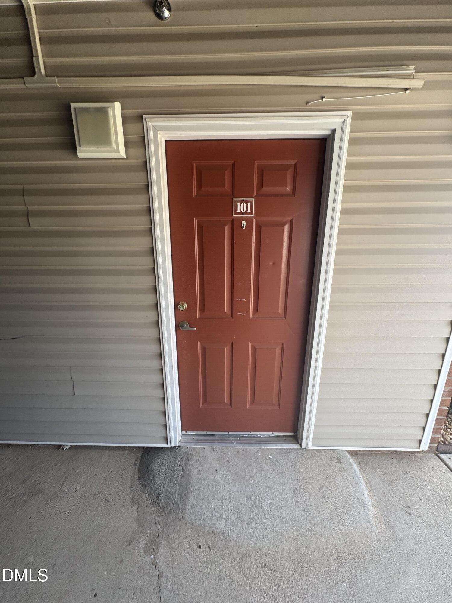 2511 Huntscroft Lane #101, Raleigh, NC 27617 — photo 2