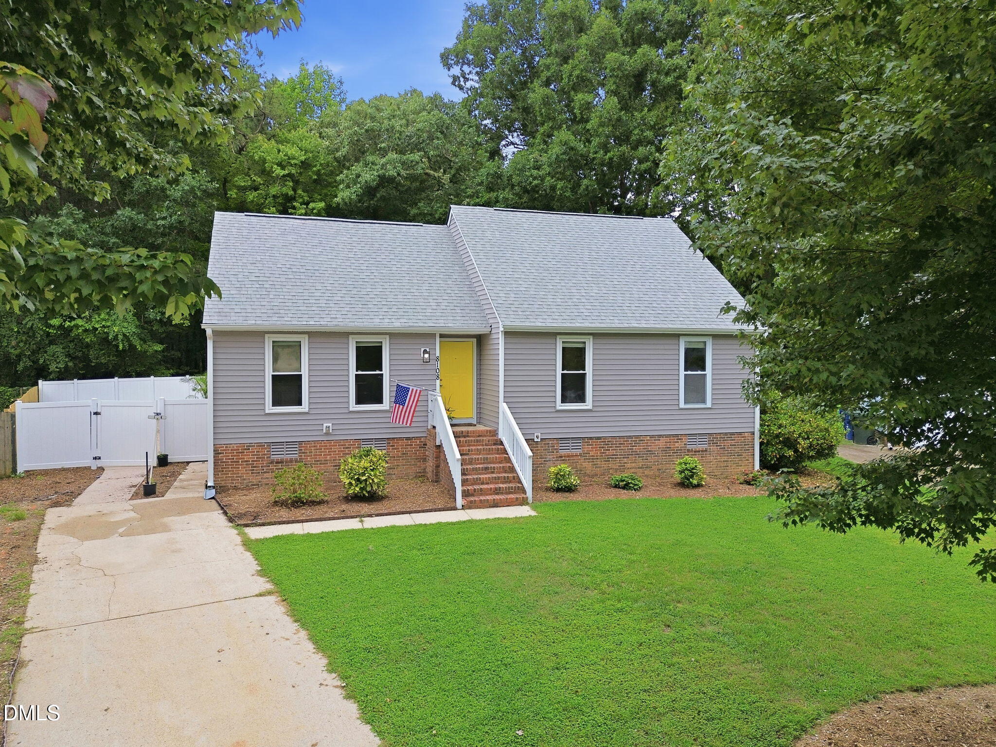 8108 Bellingham Circle, Raleigh, NC 27615 — photo 2