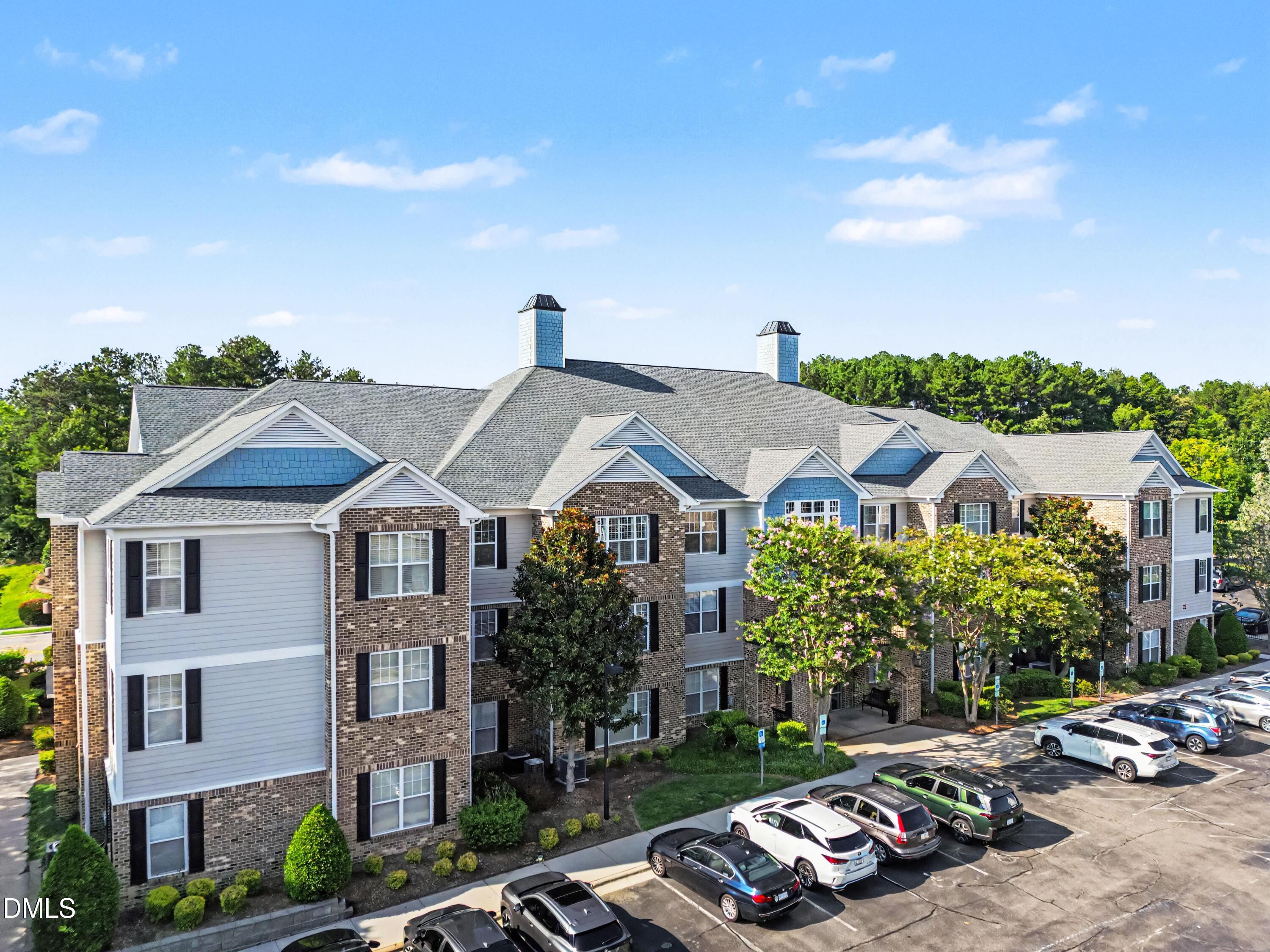 3810 Lunceston Way 301 — photo