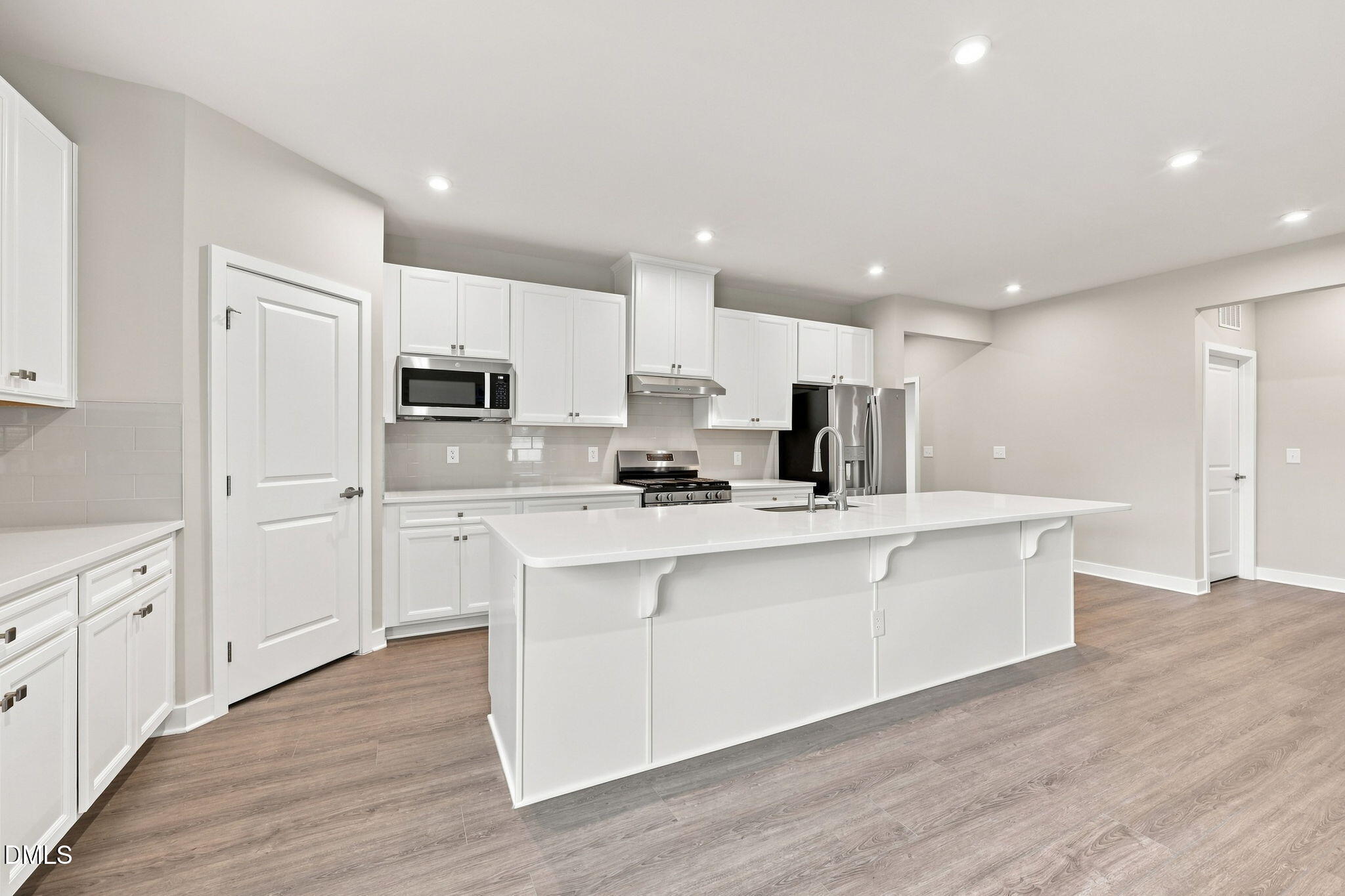 896 Nichols View Court, Raleigh, NC 27604 — photo 2