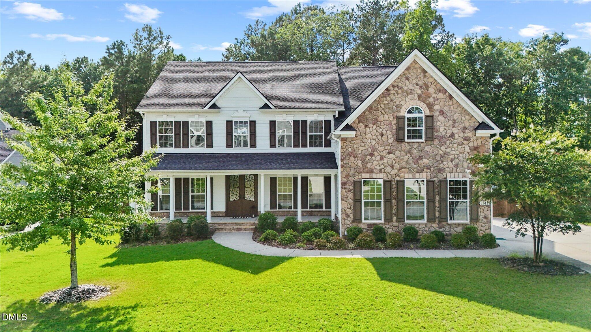 2812 Clifton Oaks Drive — photo