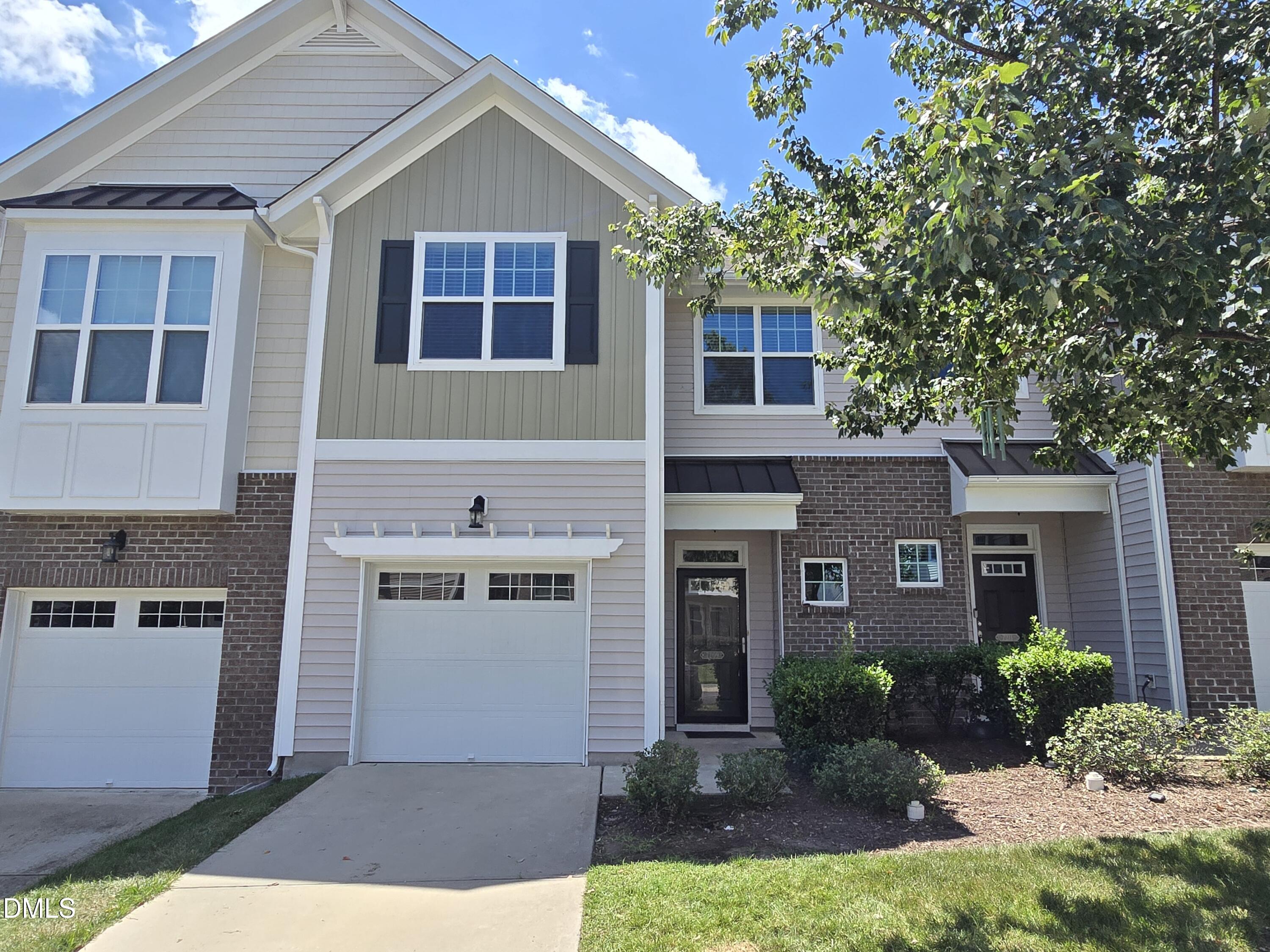 7209 Ladbrooke Street — photo