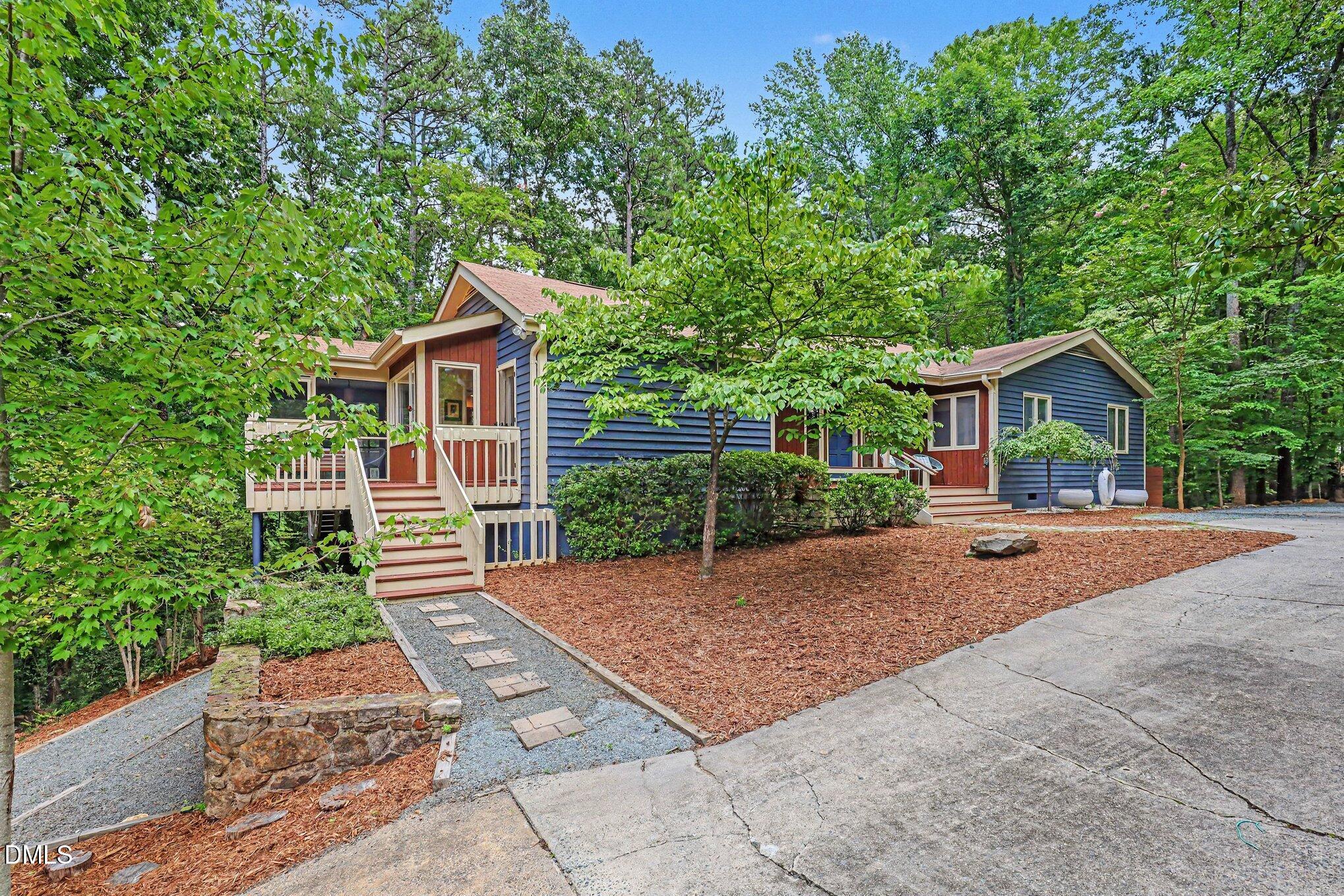625 Kensington Drive — photo