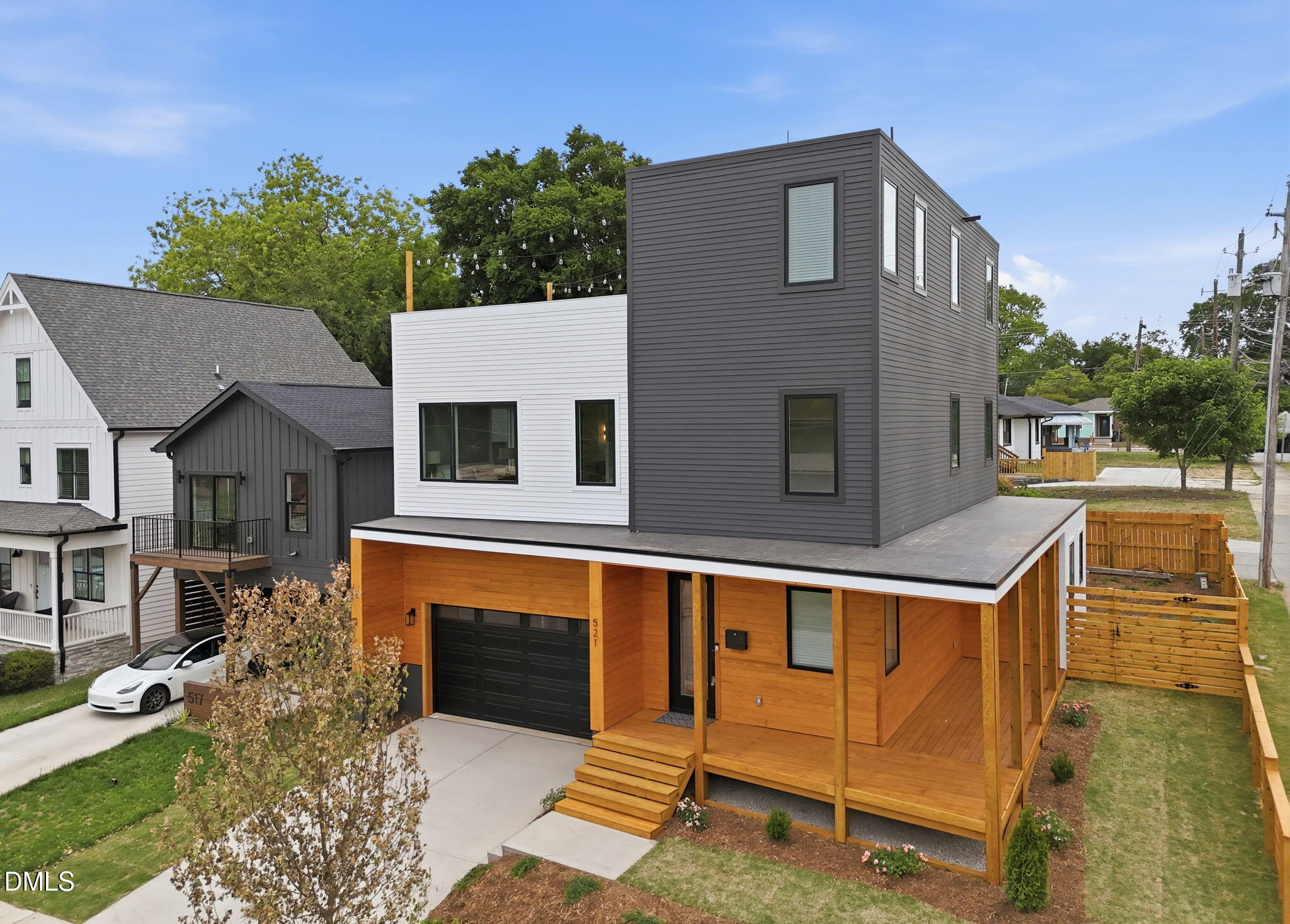 521 Coleman Street — photo