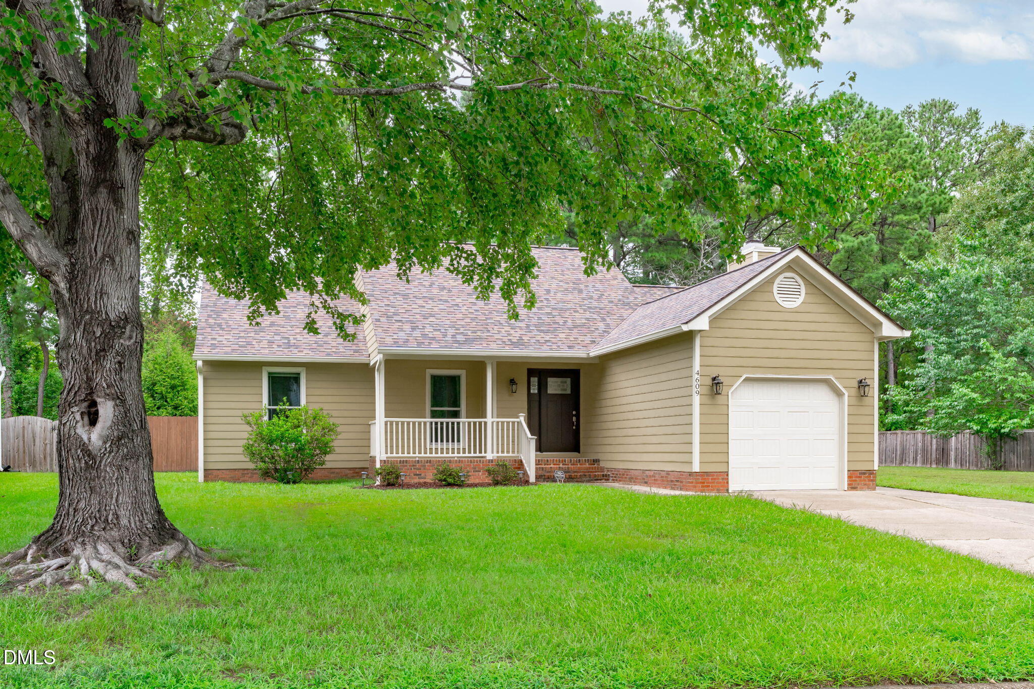 4609 Knightsbridge Way, Raleigh, NC 27604