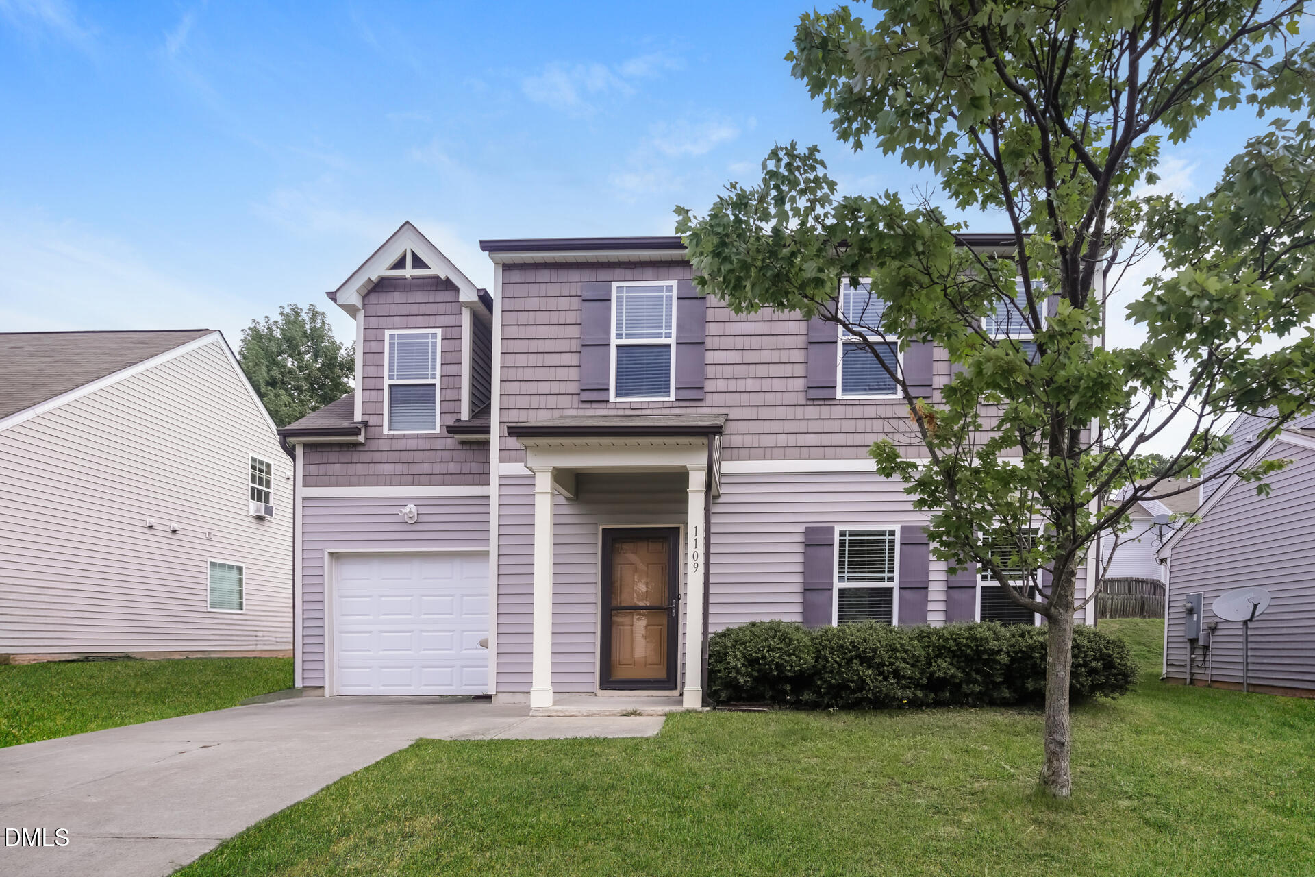 1109 Early Rise Street — photo