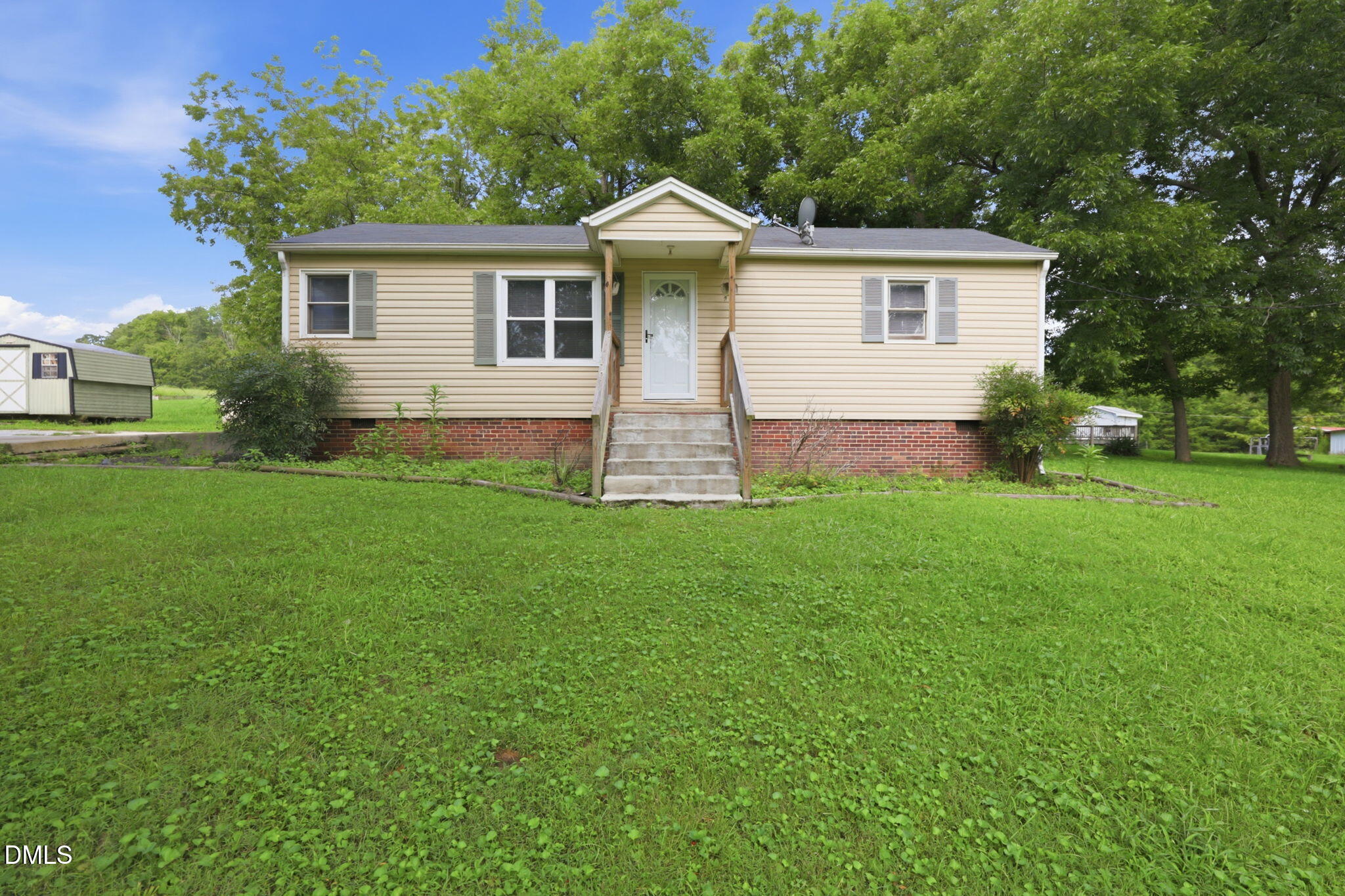 2138 N Nc 62 Highway — photo