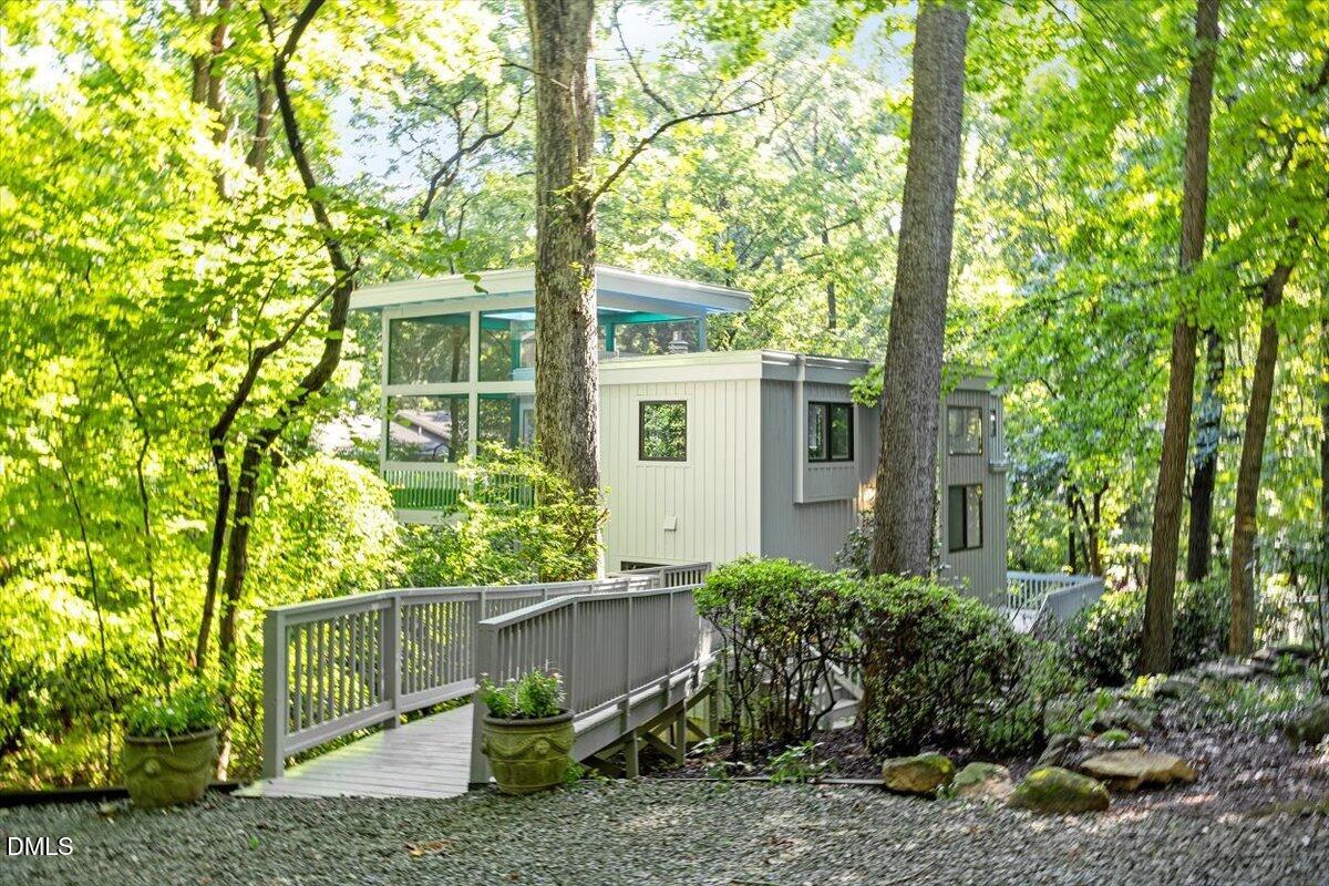195 Marilyn Lane — photo