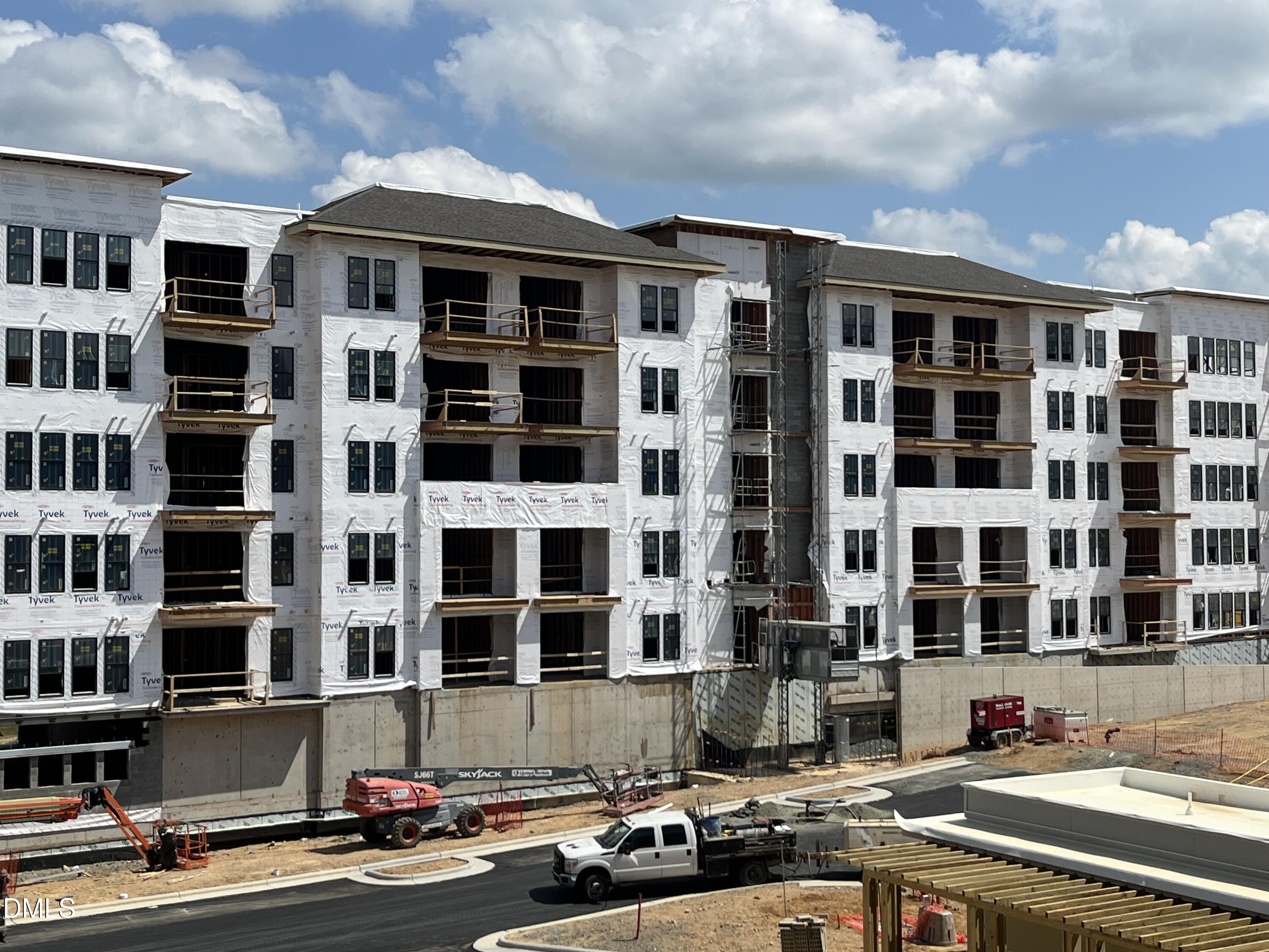 211 S Crk Crossing 417 — photo