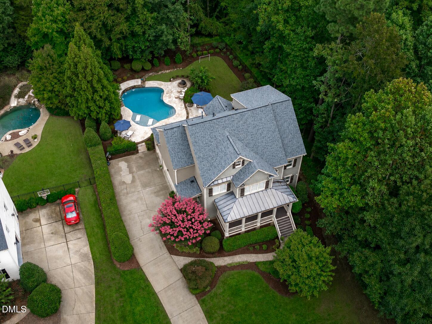 200 Middle Creek Park Avenue — photo