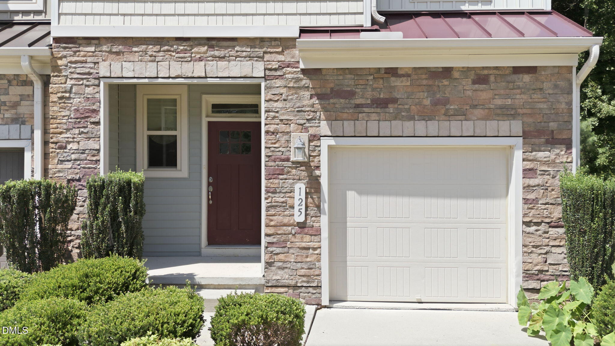125 Hill Shore Lane — photo