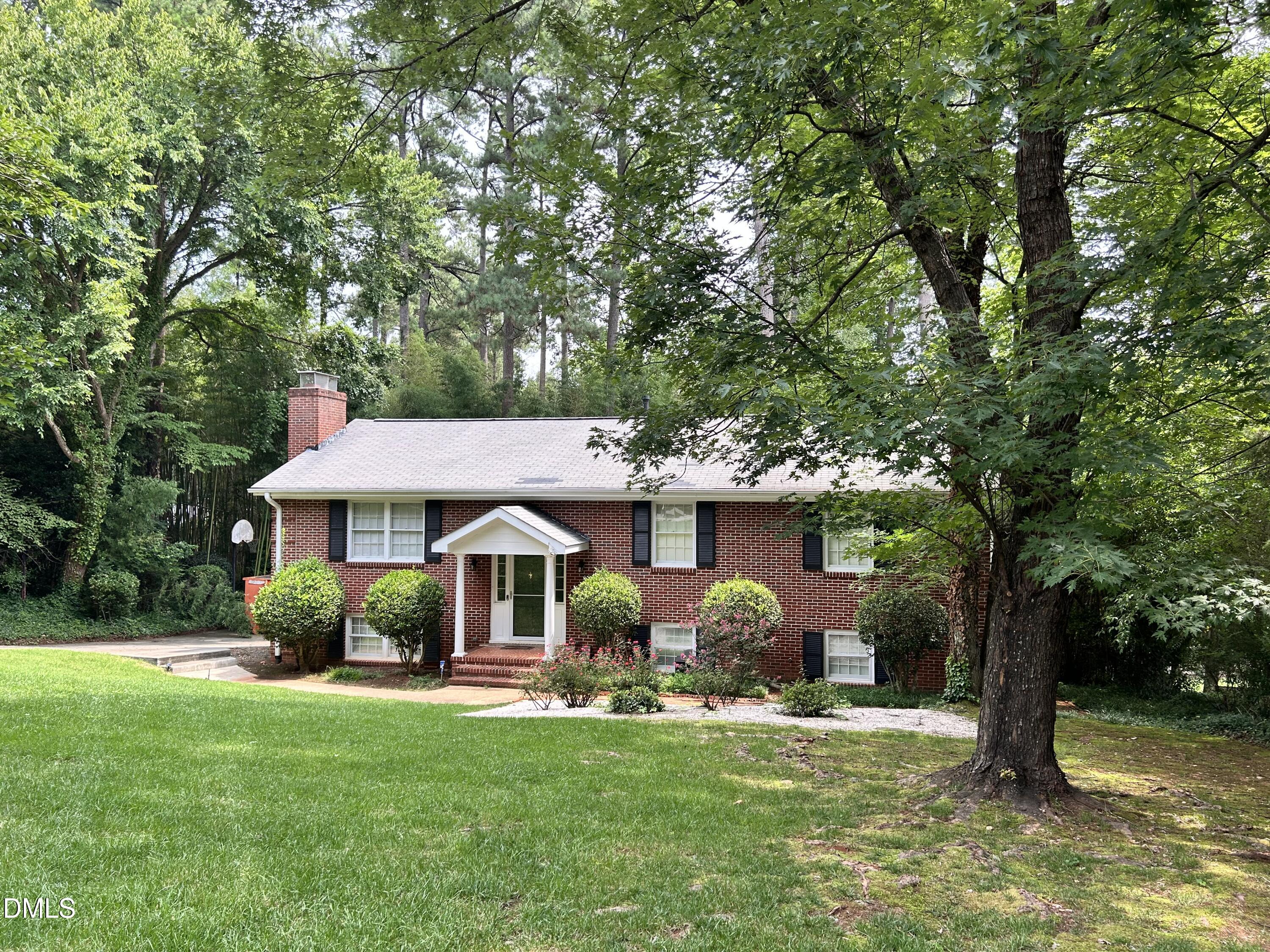 4816 Deerwood Drive — photo