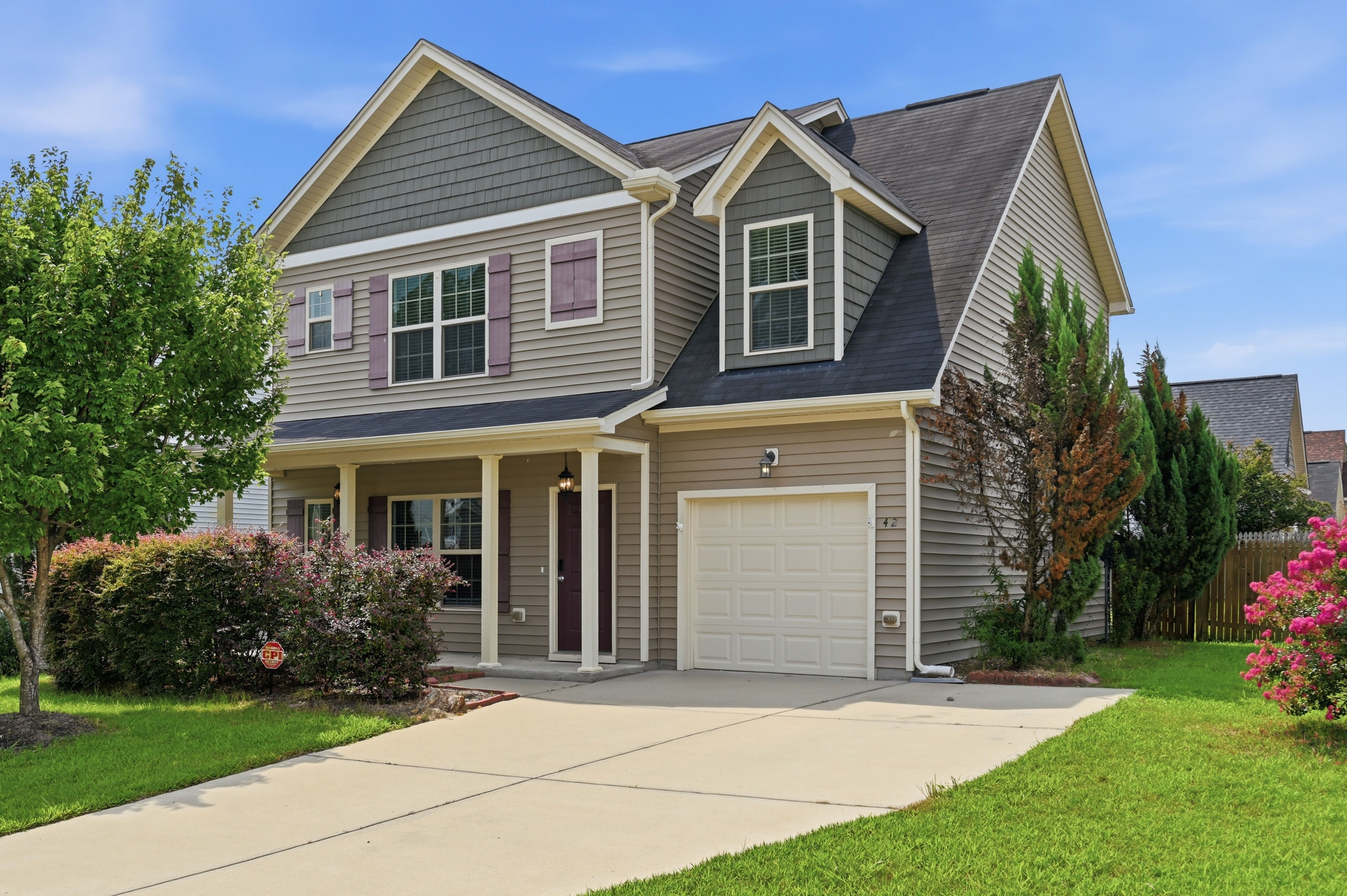 42 Arbor Loop — photo