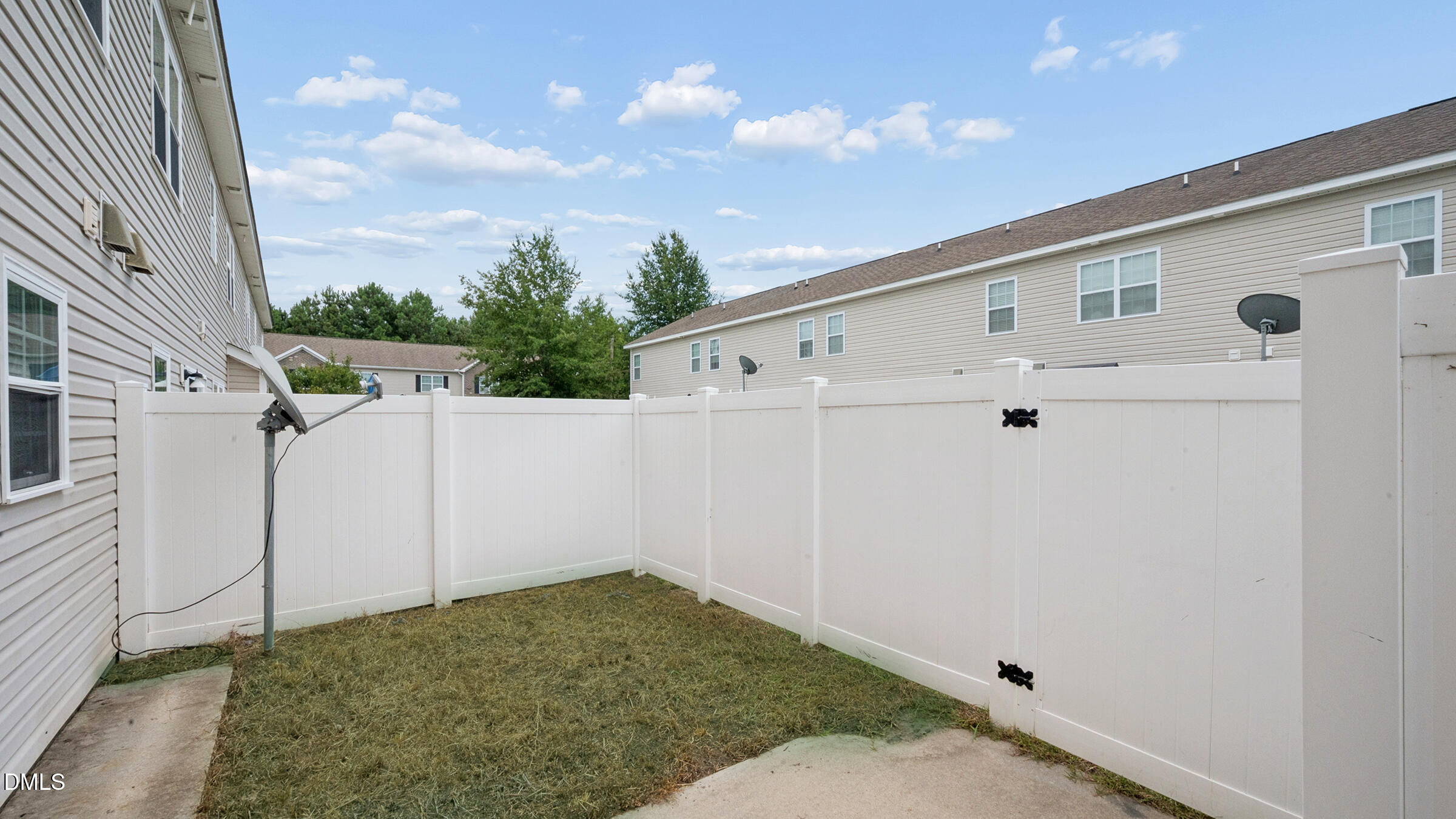112 Chandler Drive Unit E — photo