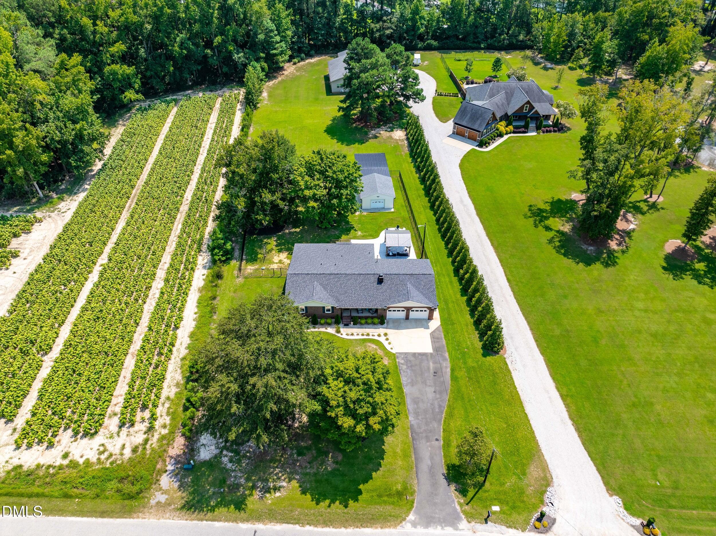 2331 Twin Acres Road — photo