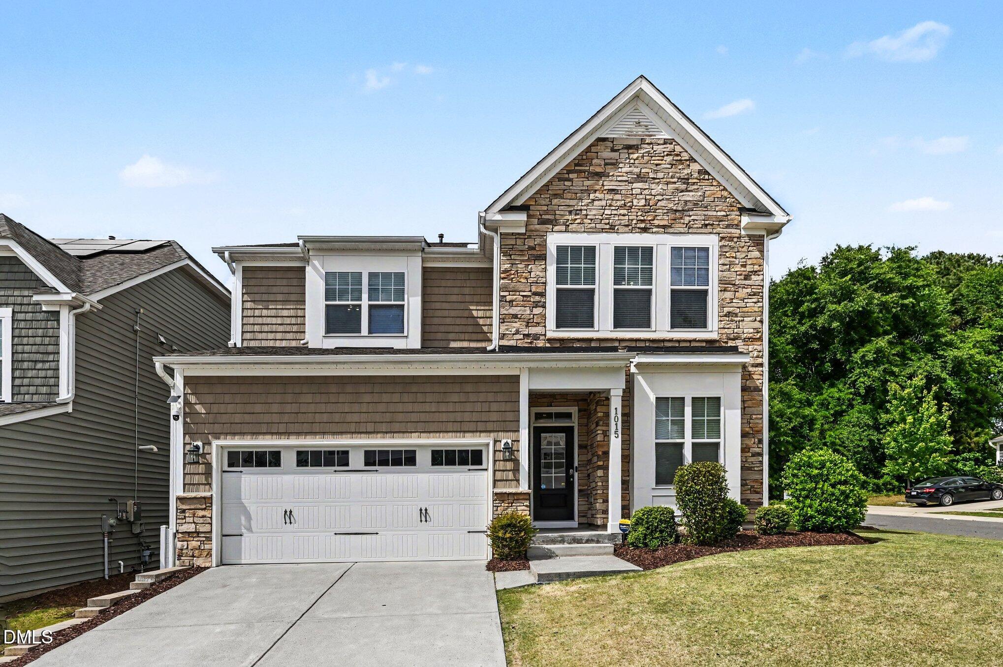 1015 Meadow Pond Drive — photo
