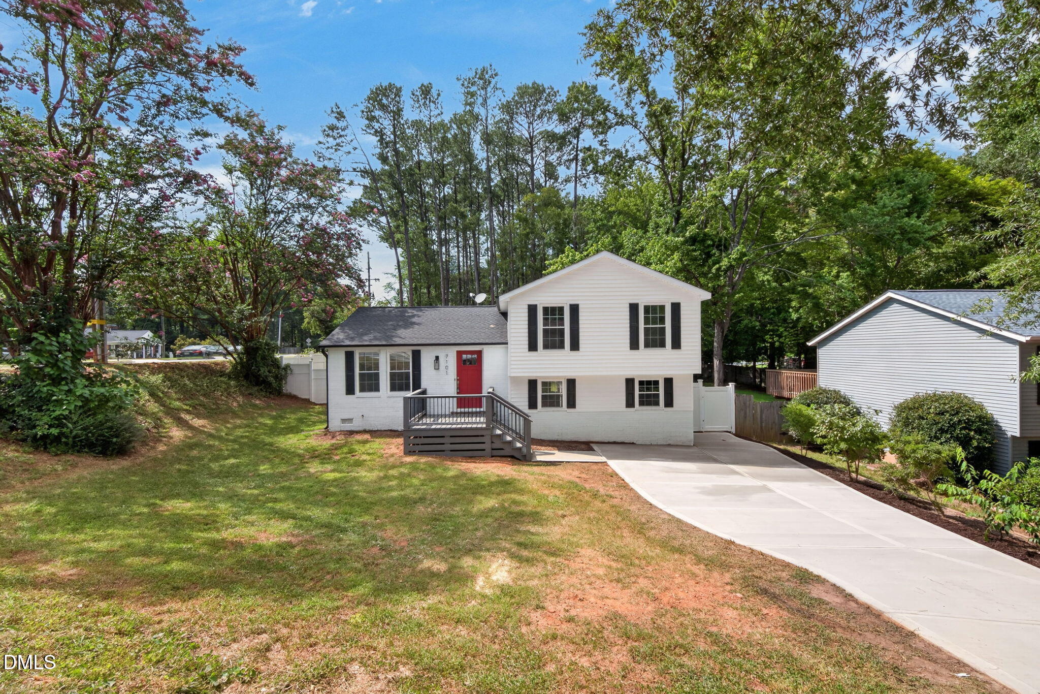 7101 Shellburne Drive, Raleigh, NC 27612 — photo 3