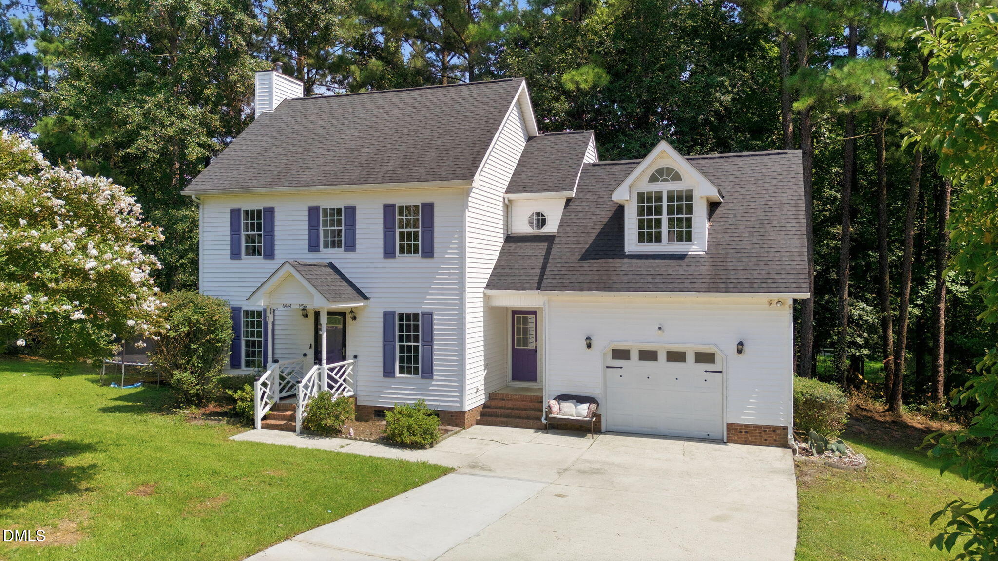 109 Holly Point Place — photo