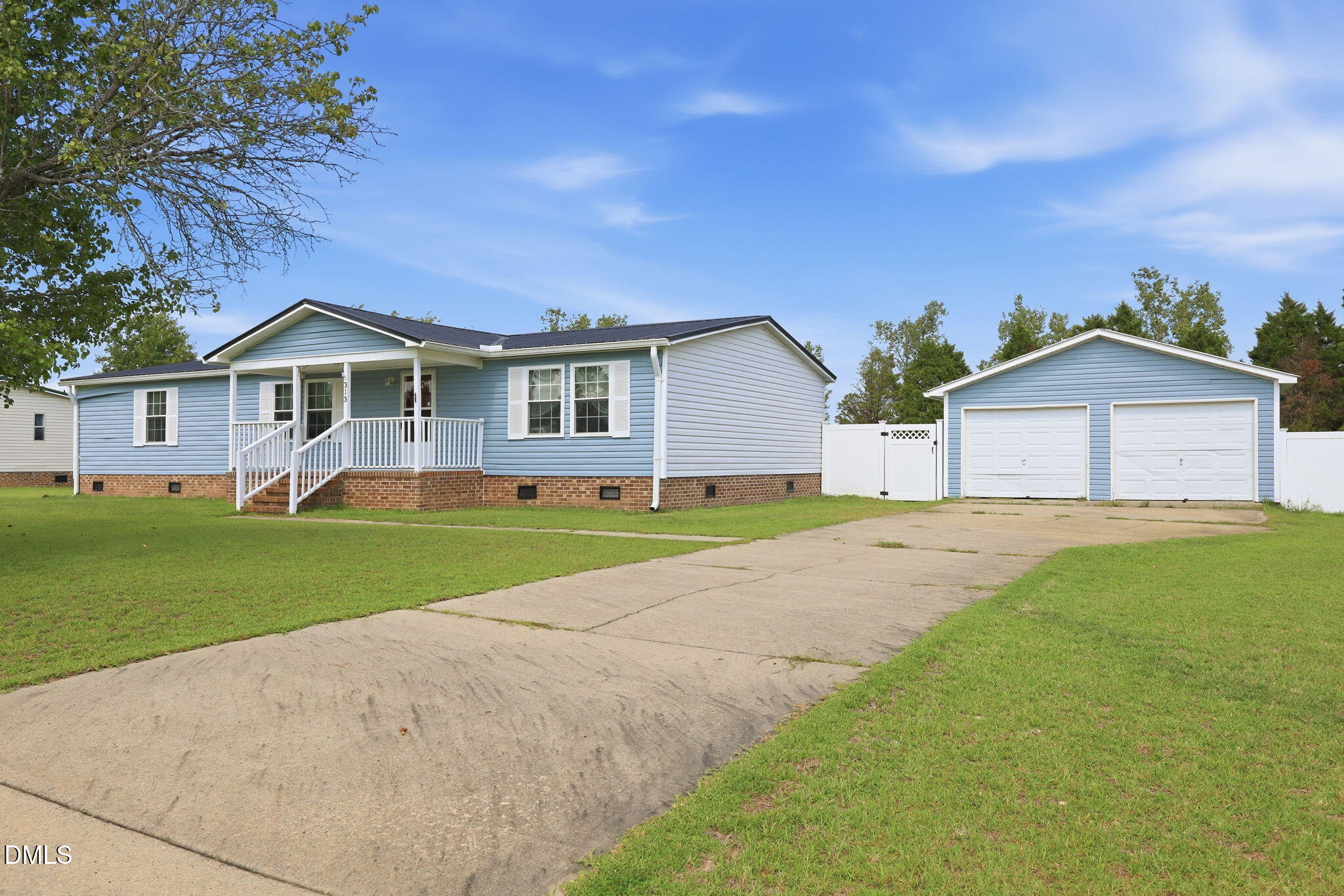 313 Wright Road, Vass, NC 28394 — photo 2