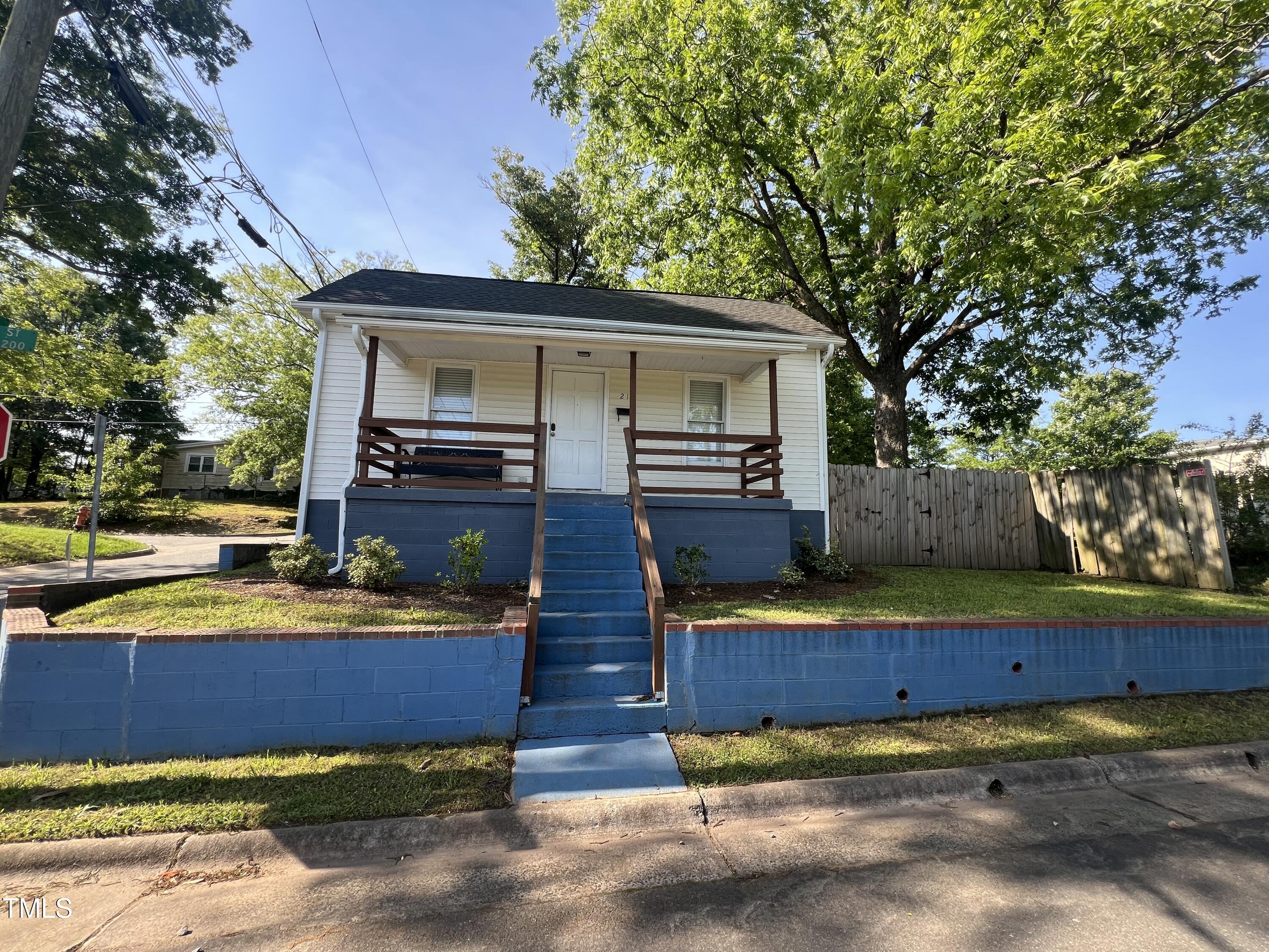 216 E Corporation Street — photo