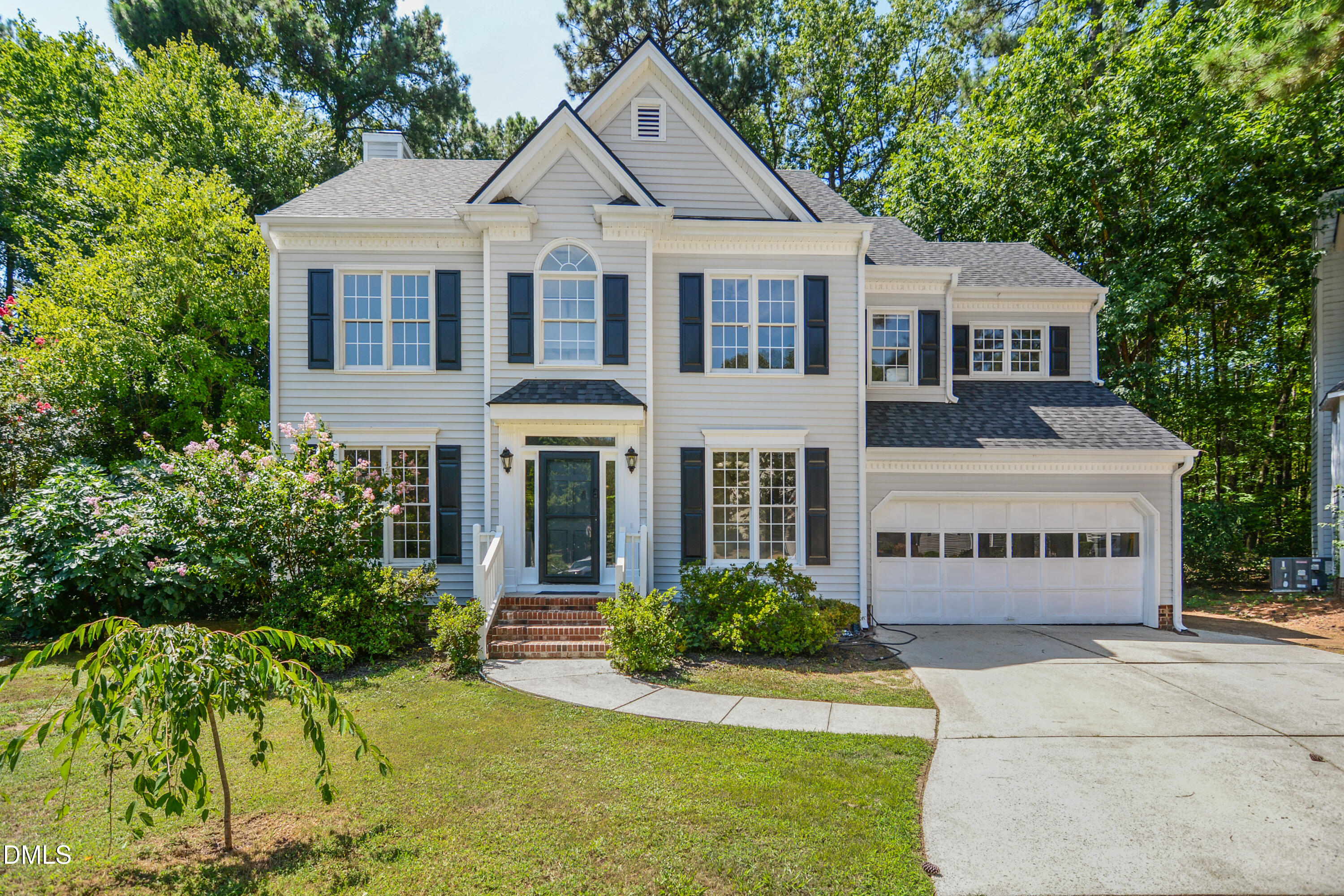 105 Acadia Court — photo