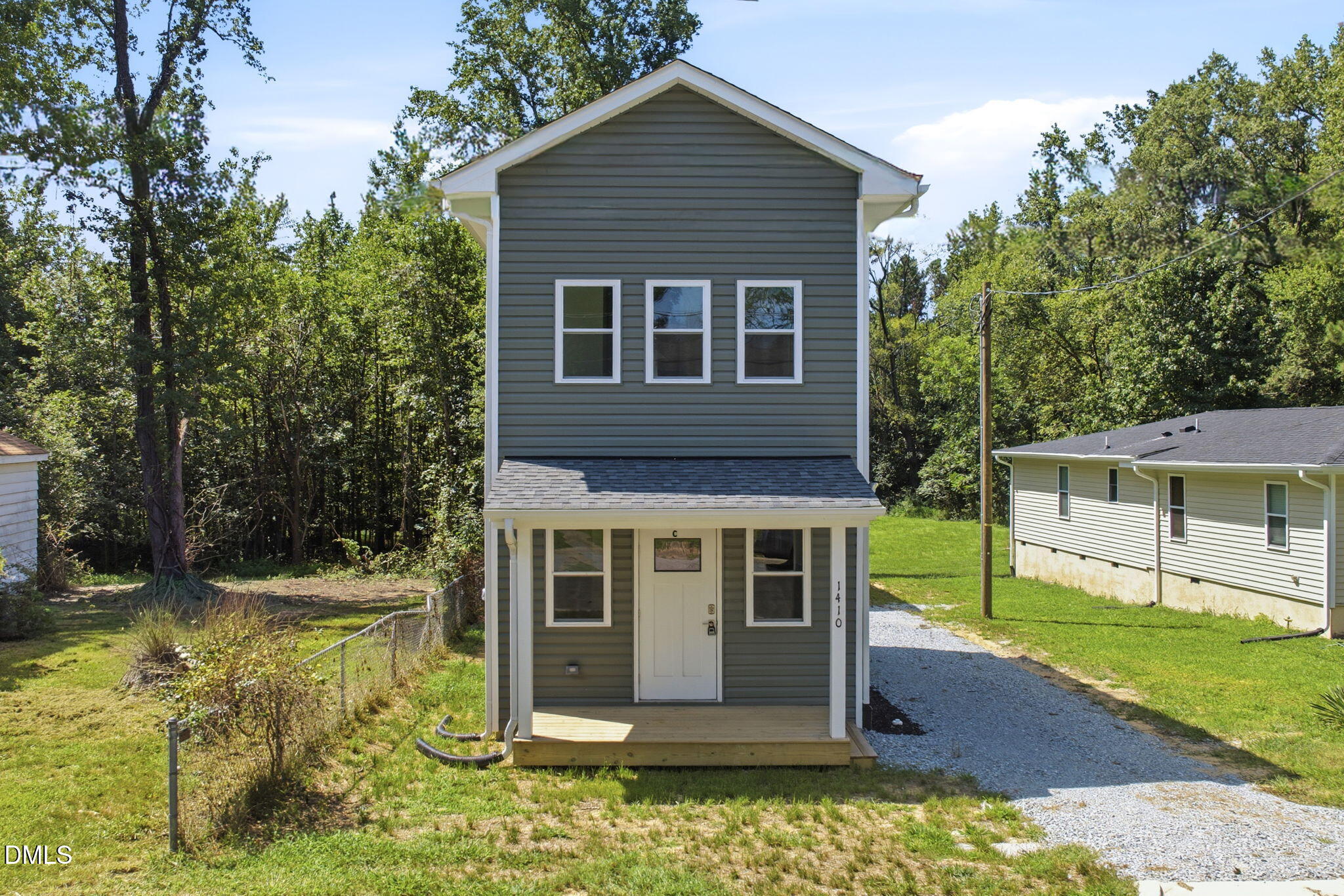1410 C Maplewood Drive — photo