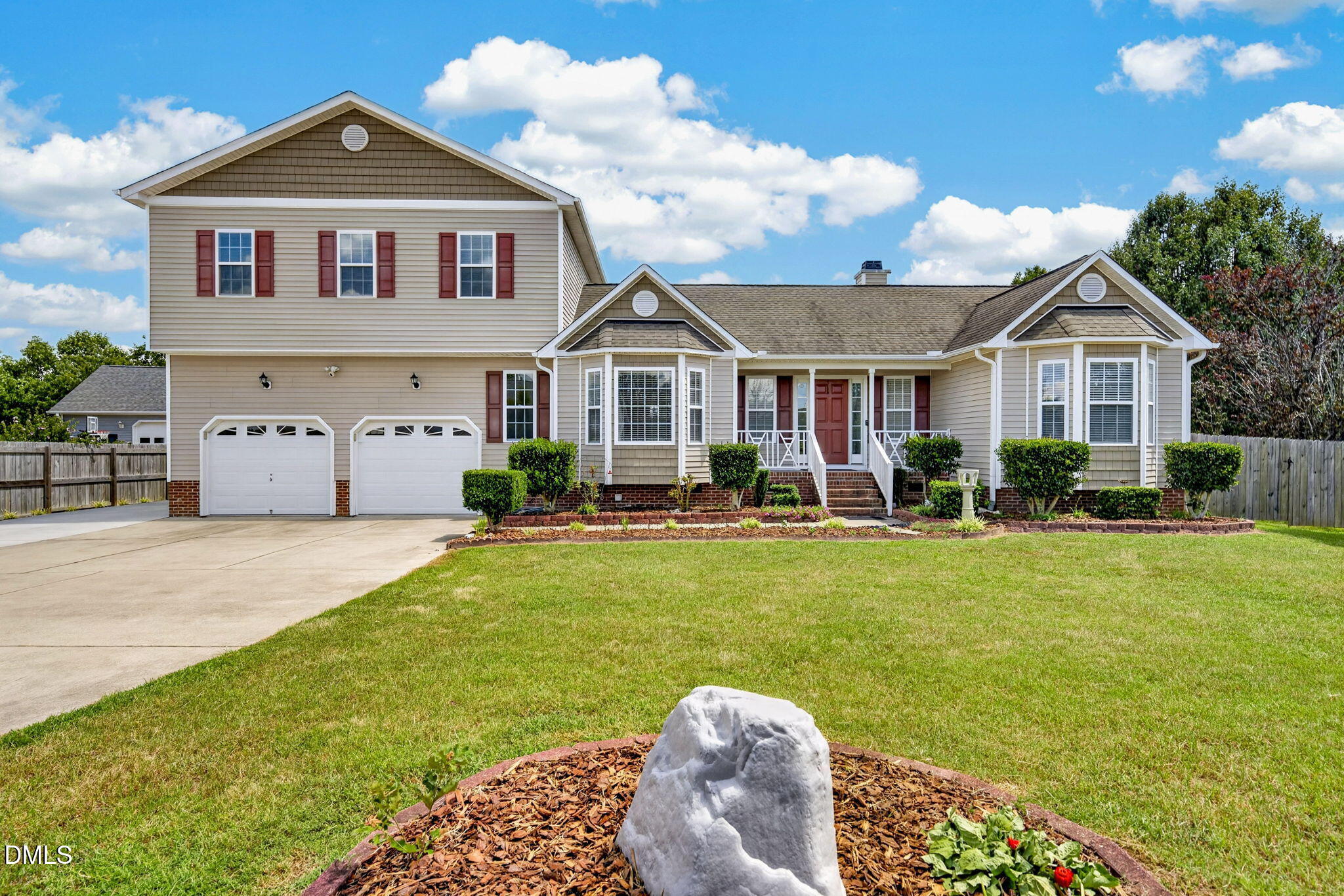 7425 Blannie Farms Lane — photo