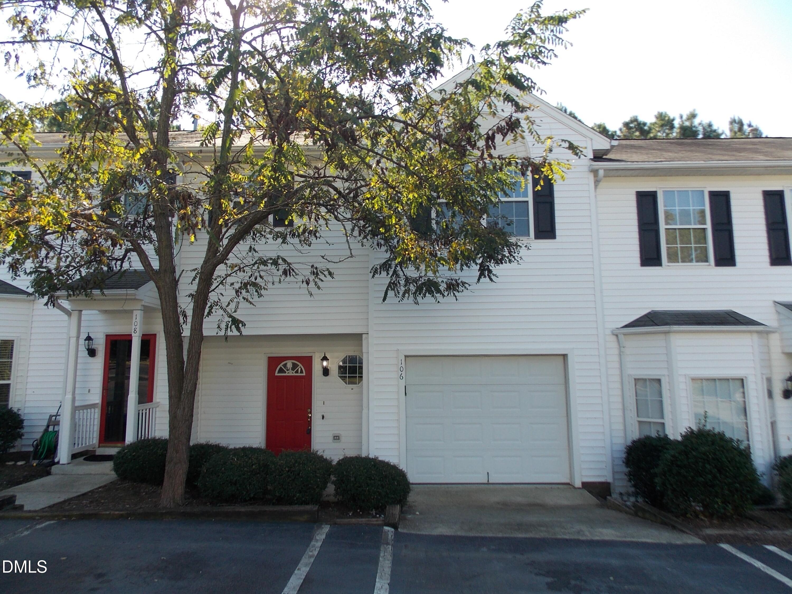 106 Pointe Crest Court — photo