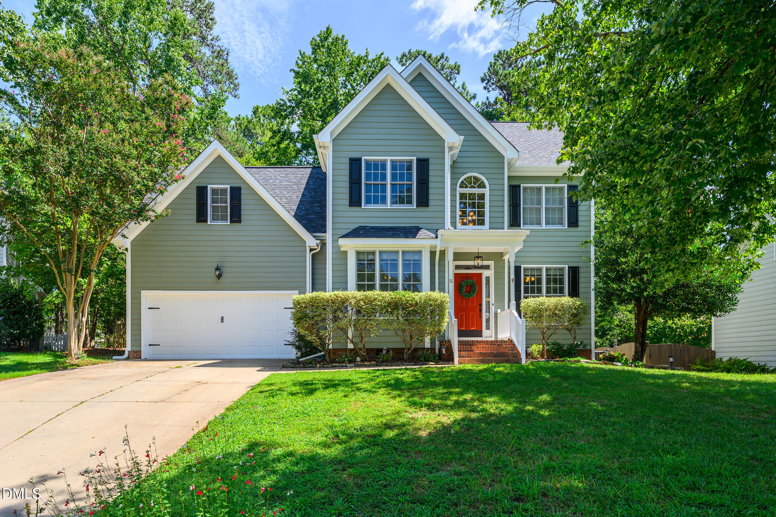 5 Silverwood Court — photo