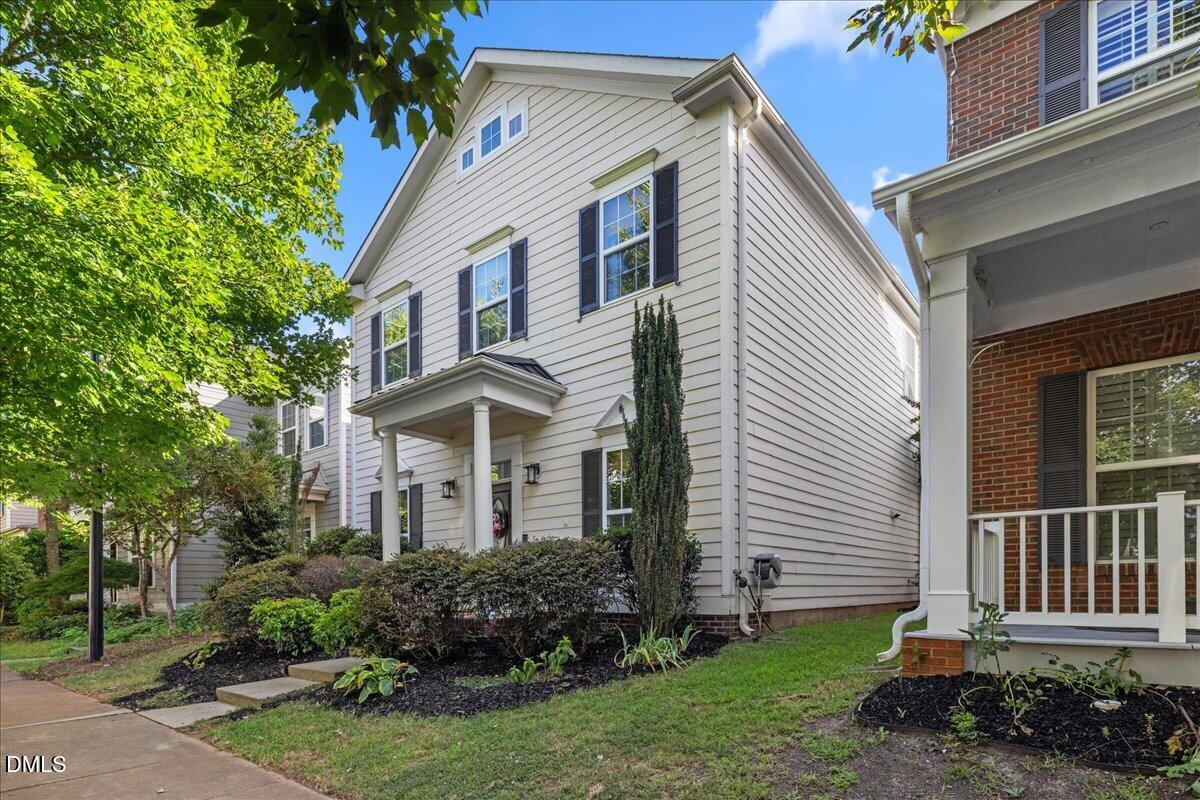 843 Historian Street — photo