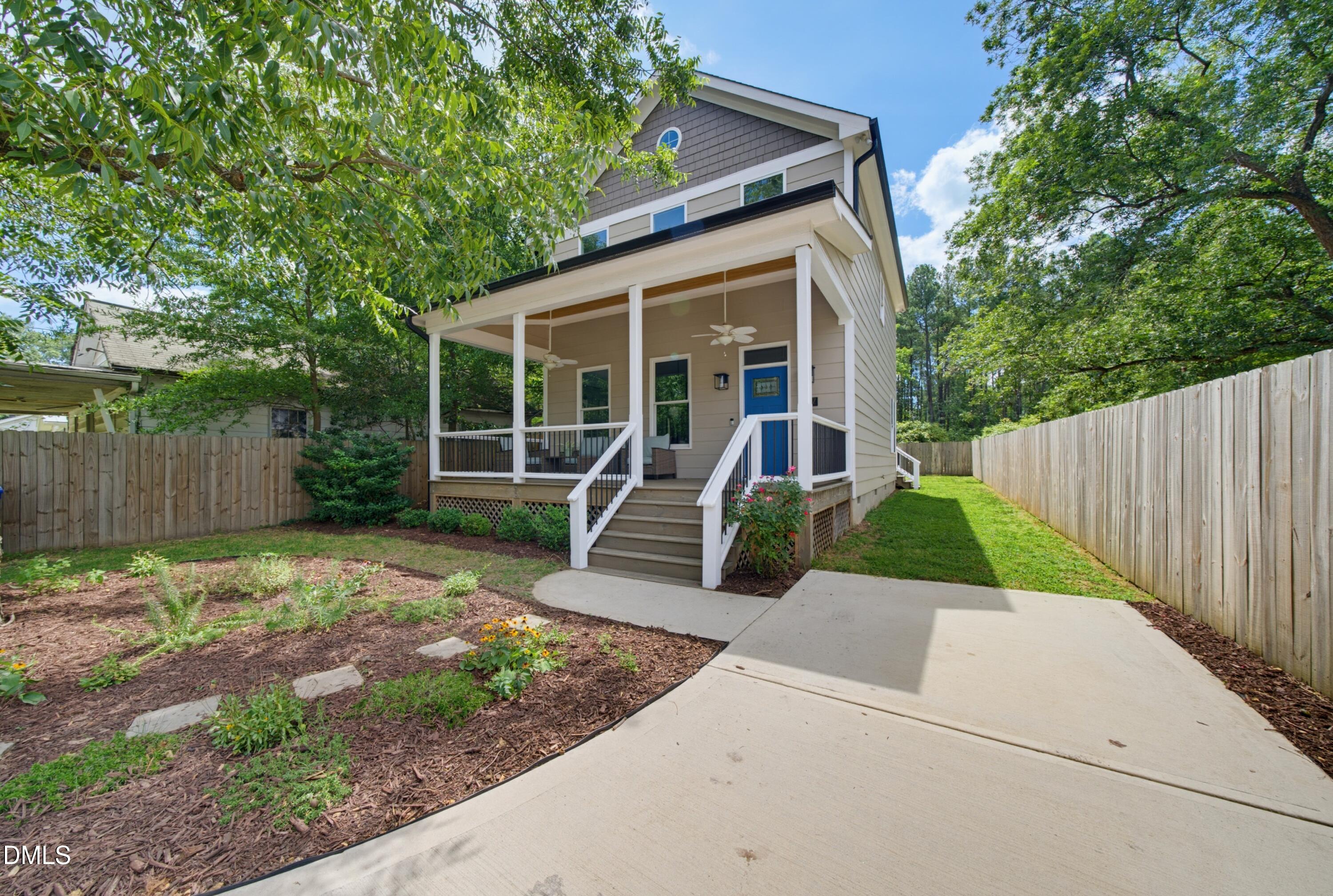 907 Pleasant Drive — photo