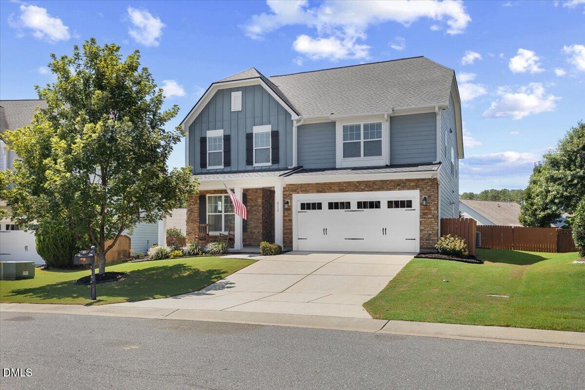 819 Lake Artesia Lane — photo
