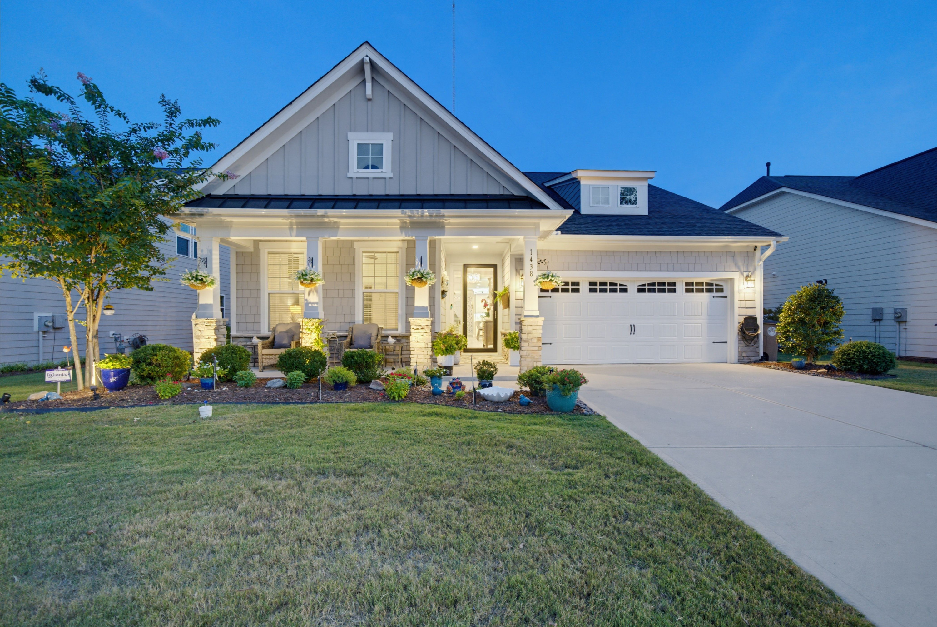 1438 Stonemill Falls Drive — photo