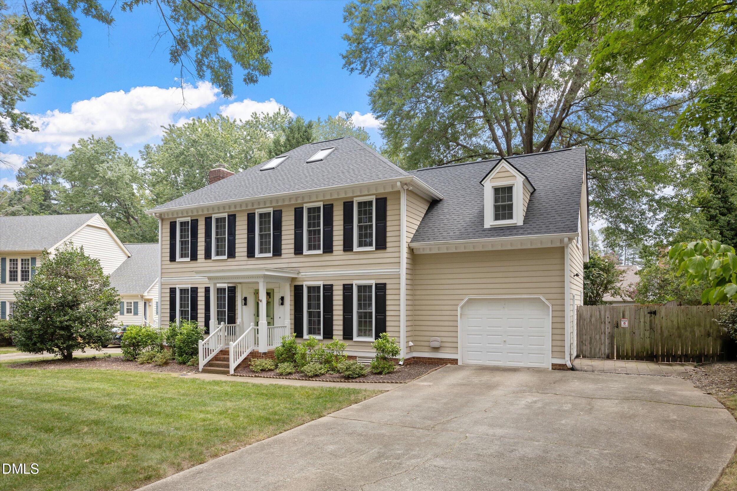 2216 Durweston Court — photo