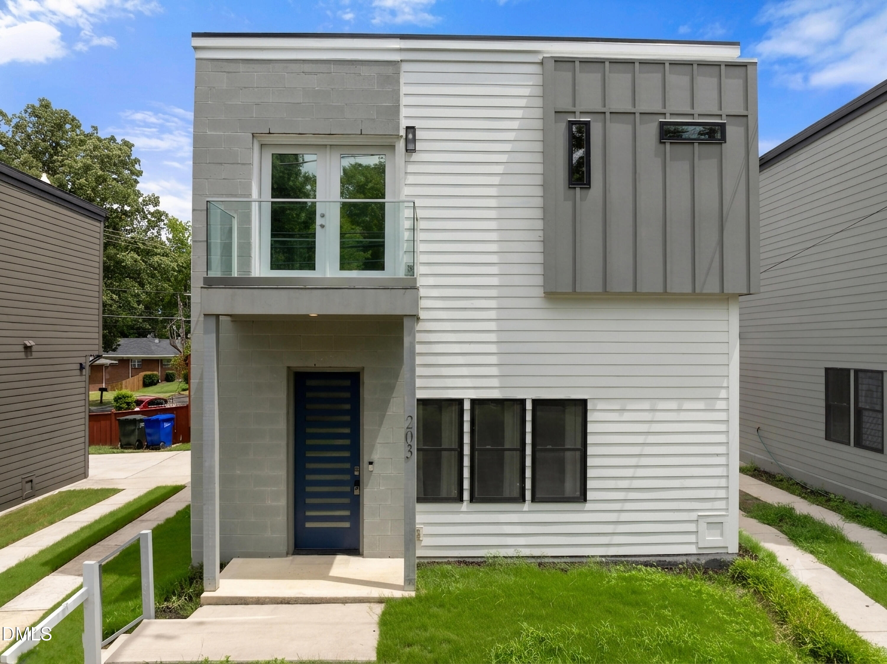 203 Nelson Street — photo
