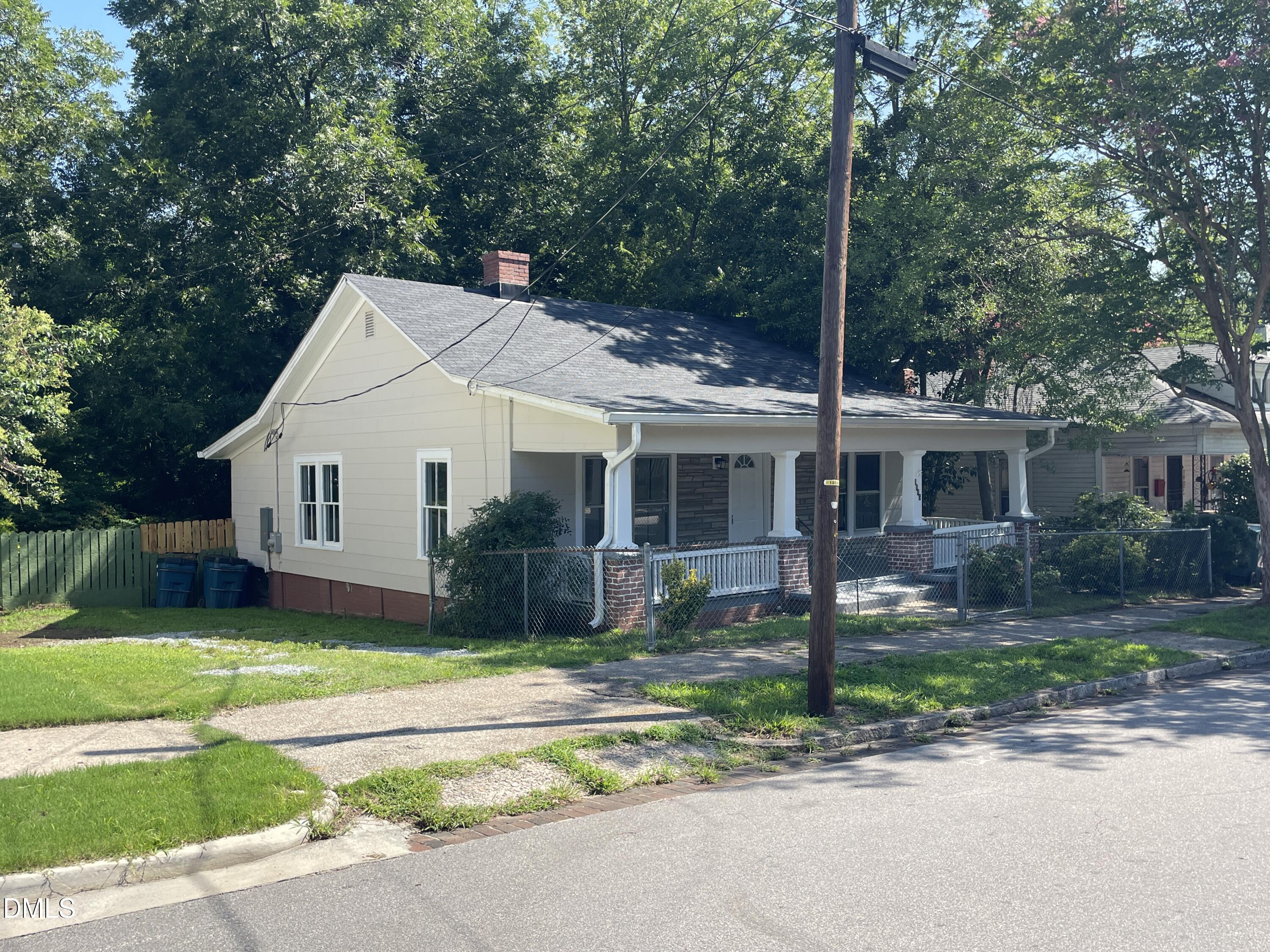 1905 Taylor Street — photo