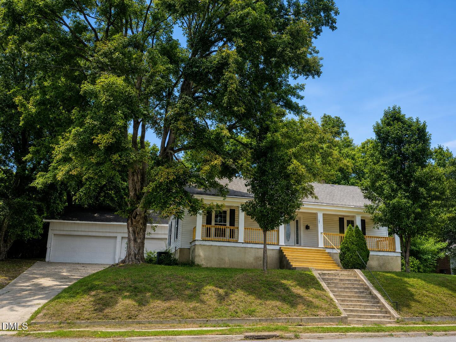 408 E Nash Street — photo