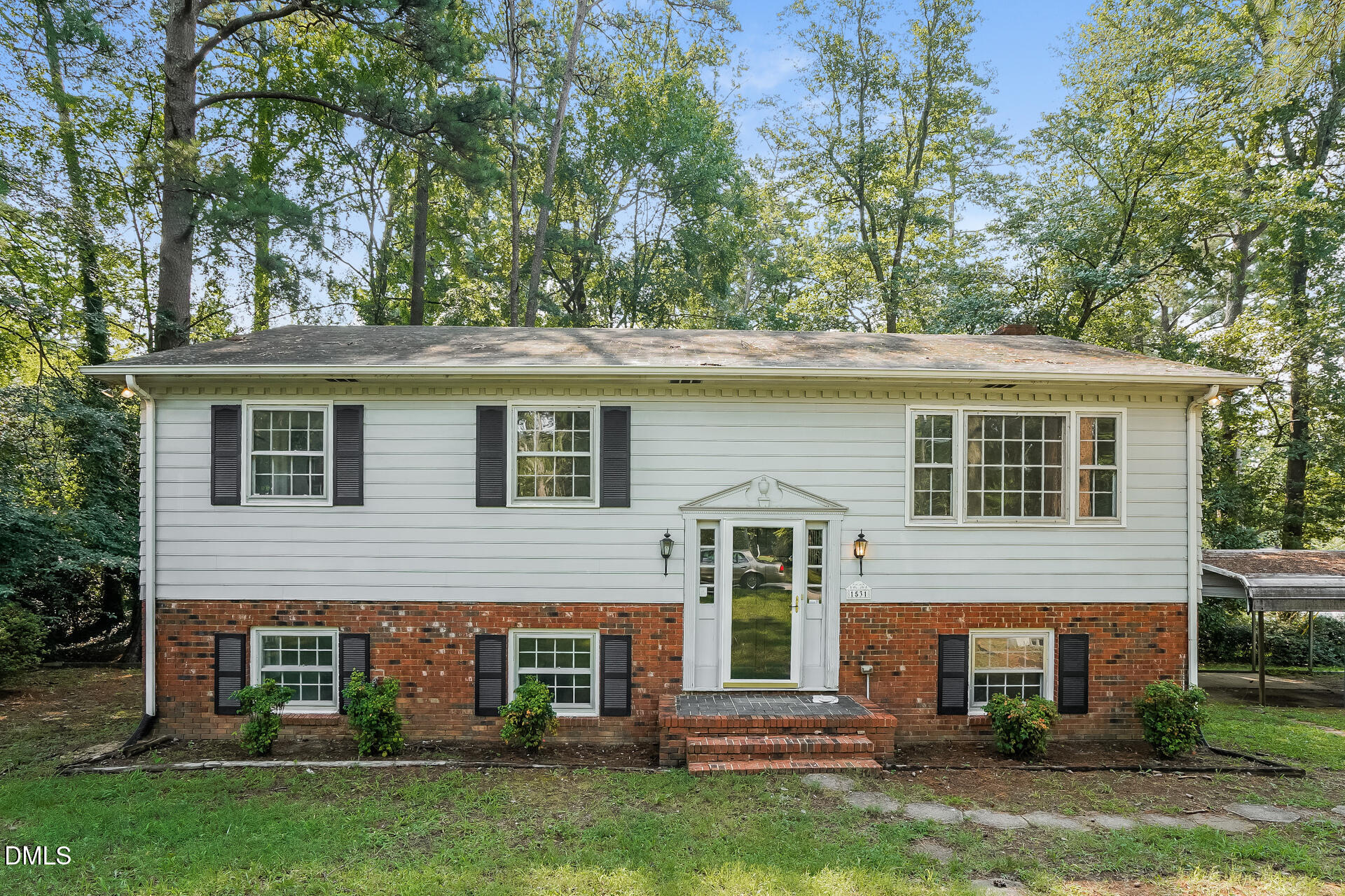 1531 Hamlett Drive — photo