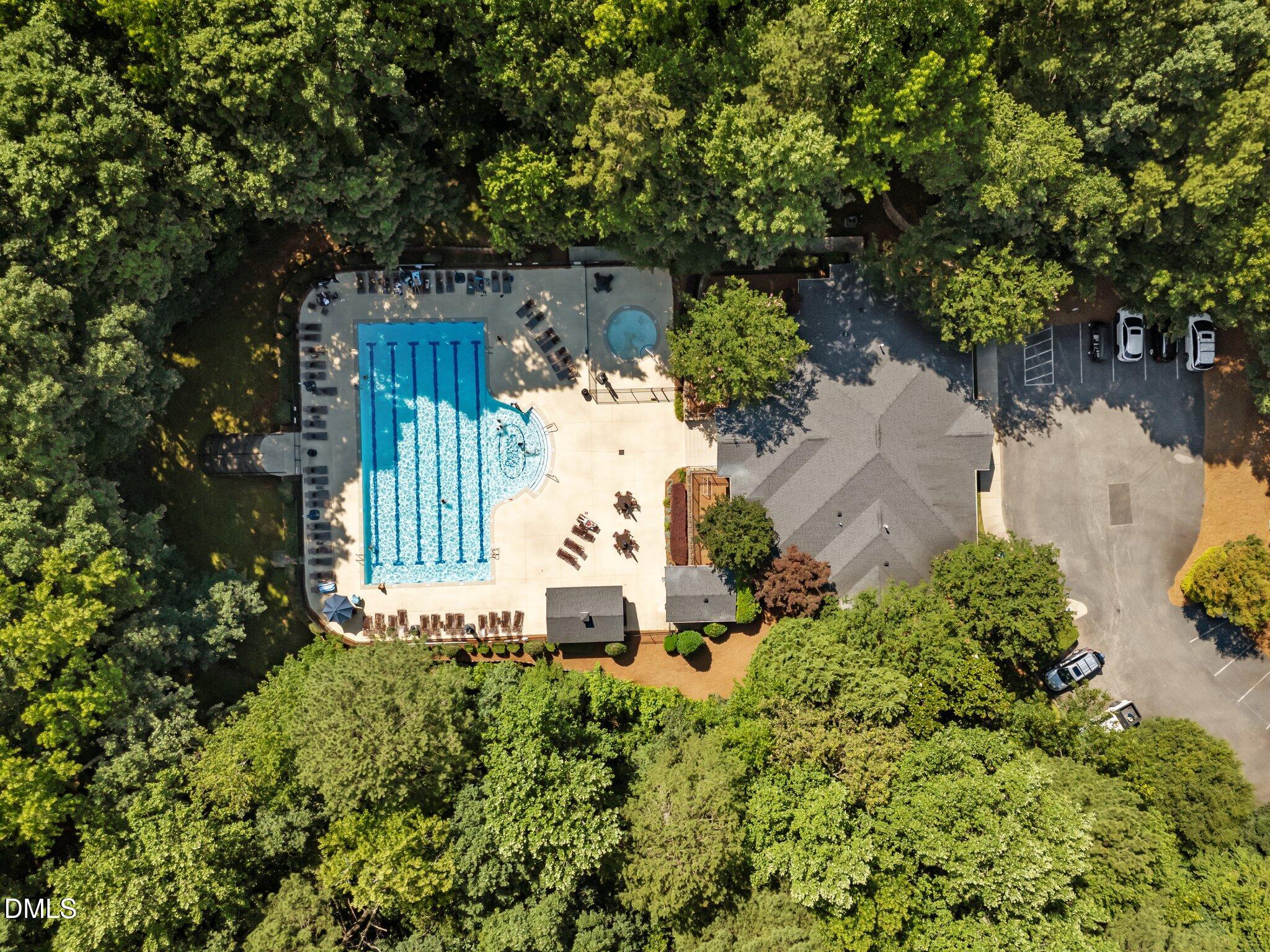 1212 Tacketts Pond Drive — photo