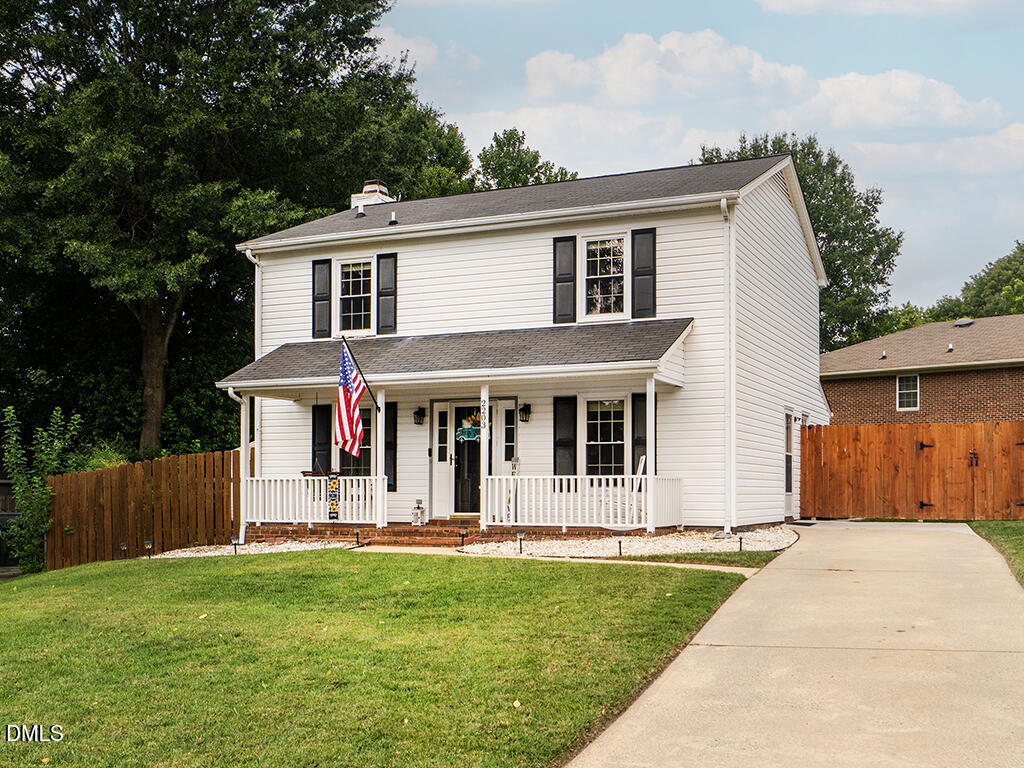 2203 Franklin Court — photo