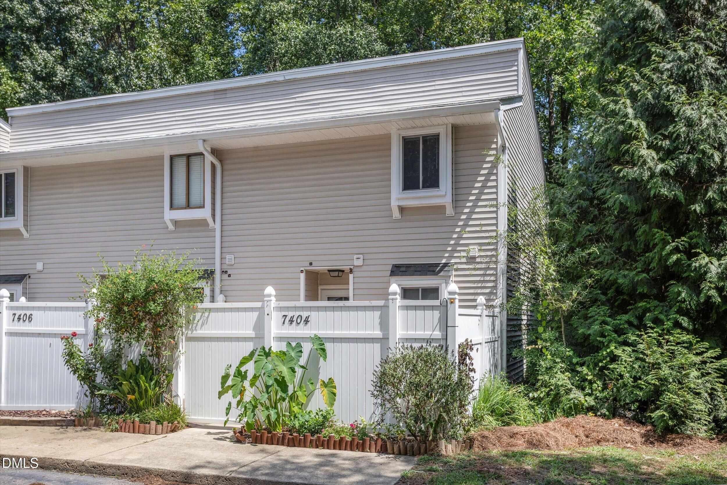 7404 Sandy Creek Drive — photo
