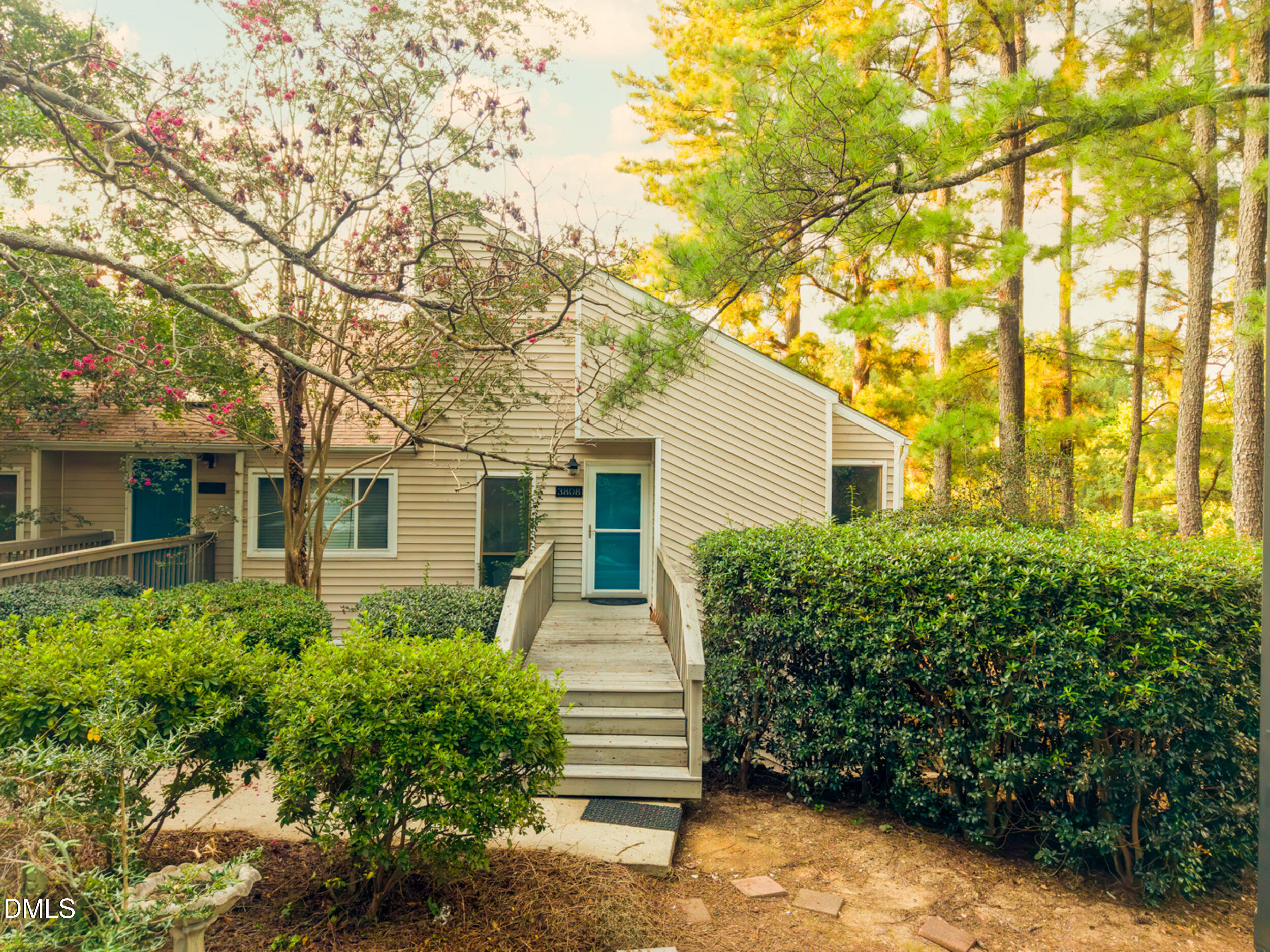 3808 Summerwood Court — photo