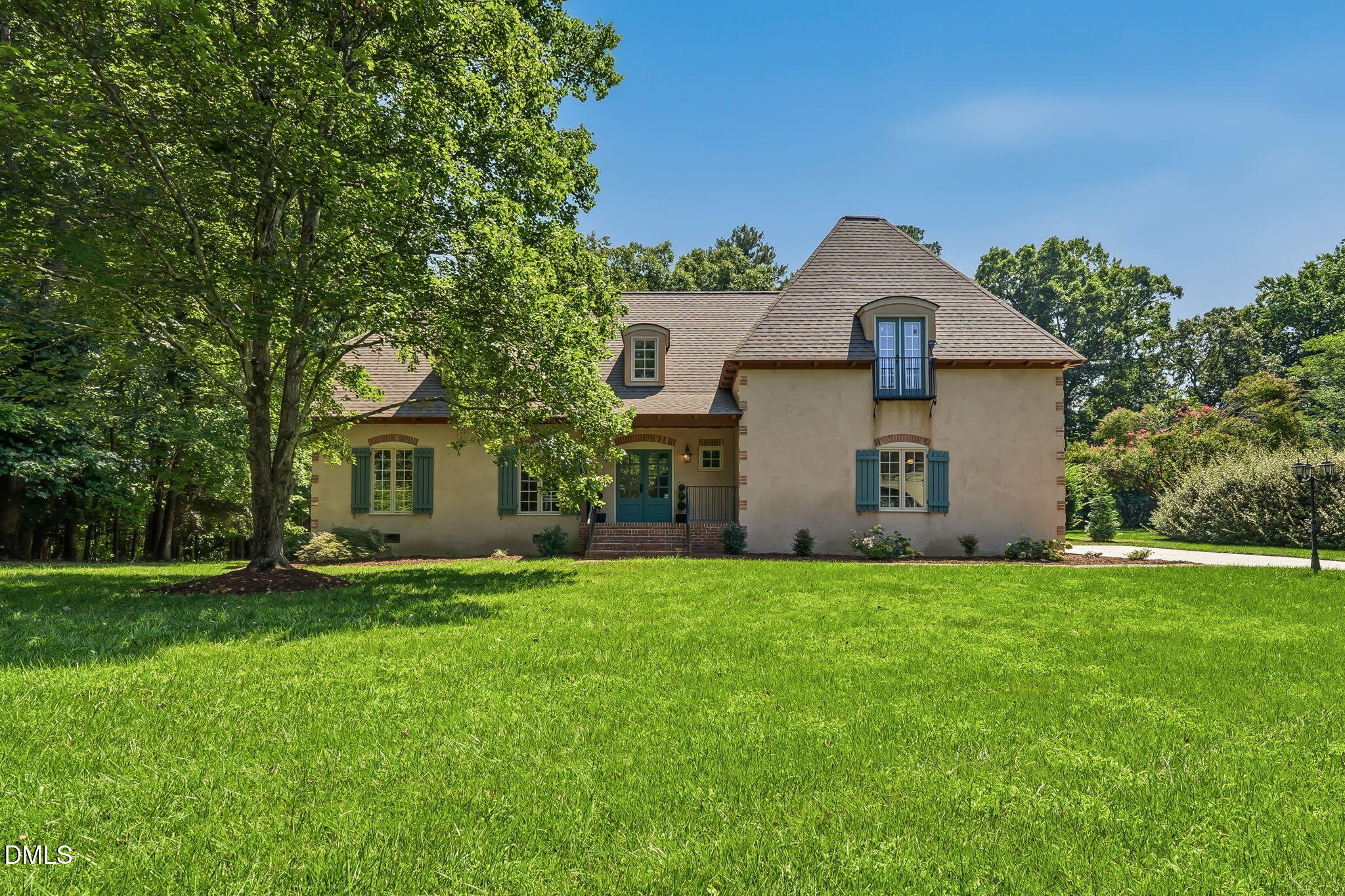 1005 Woodlot Ridge Road — photo