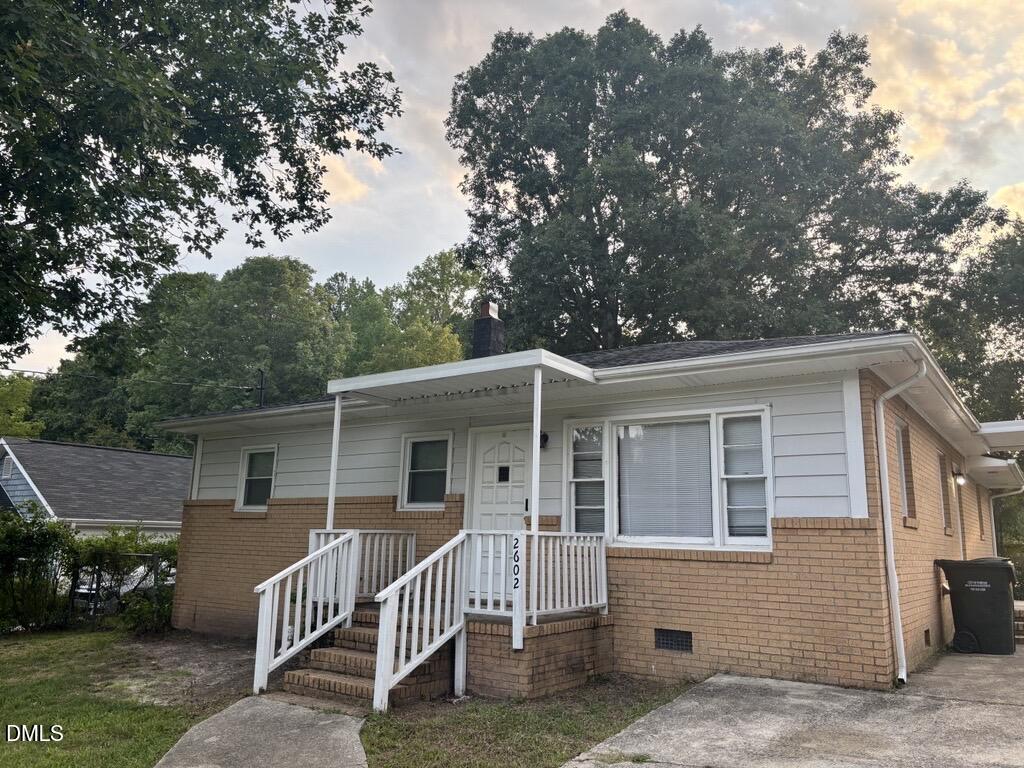 2602 Kirby Street — photo