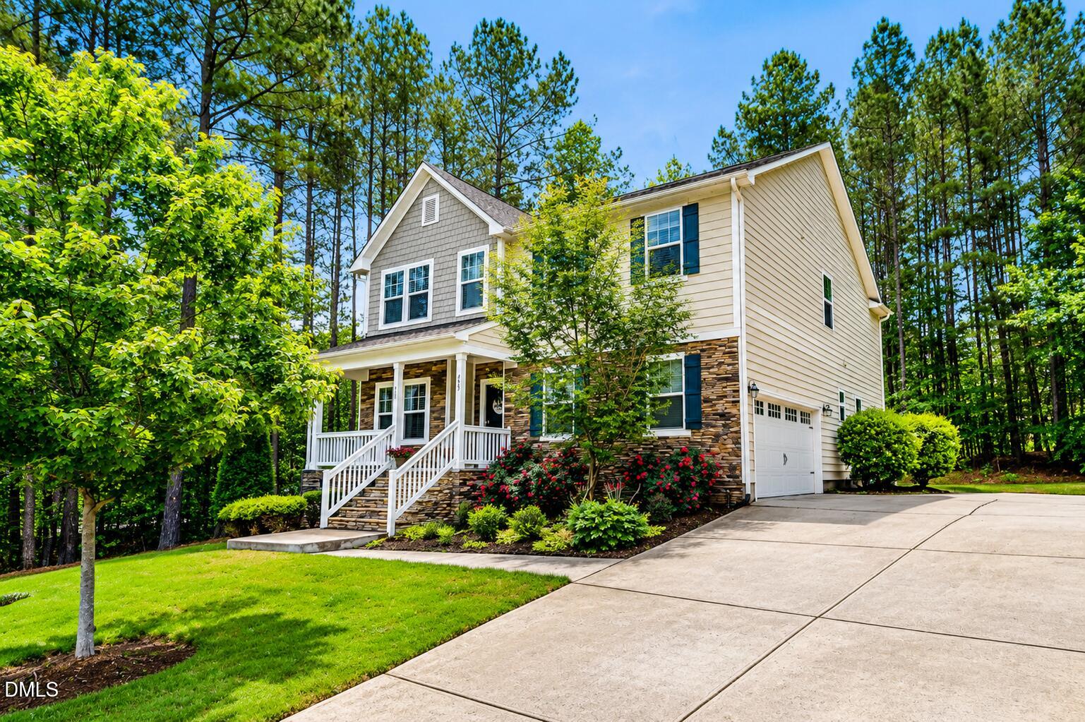 653 Rockbank Loop — photo