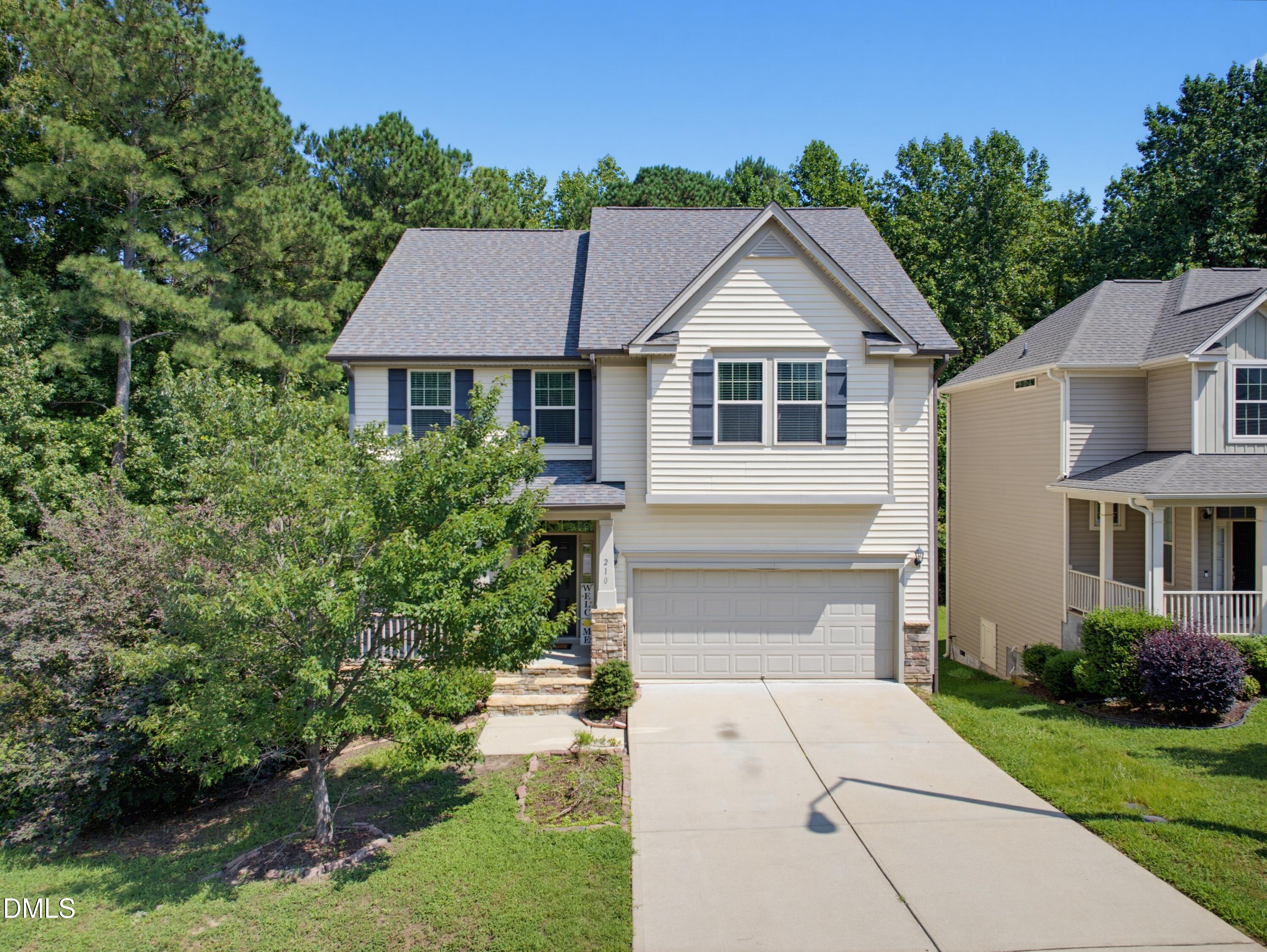 210 Davelyn Court — photo