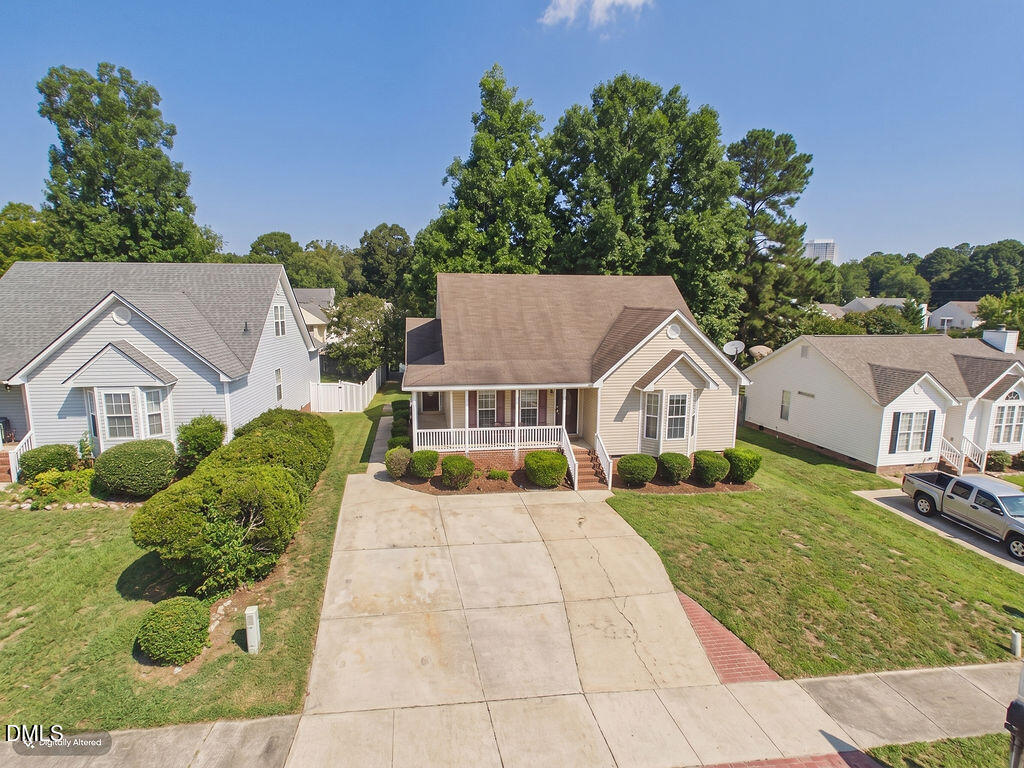 2301 Lockwood Folly Lane — photo