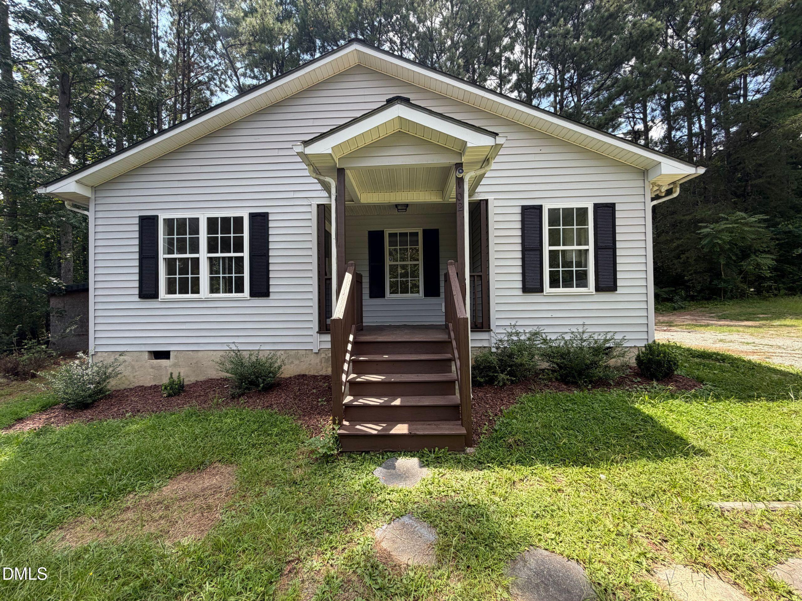 102 Jubilee Drive — photo