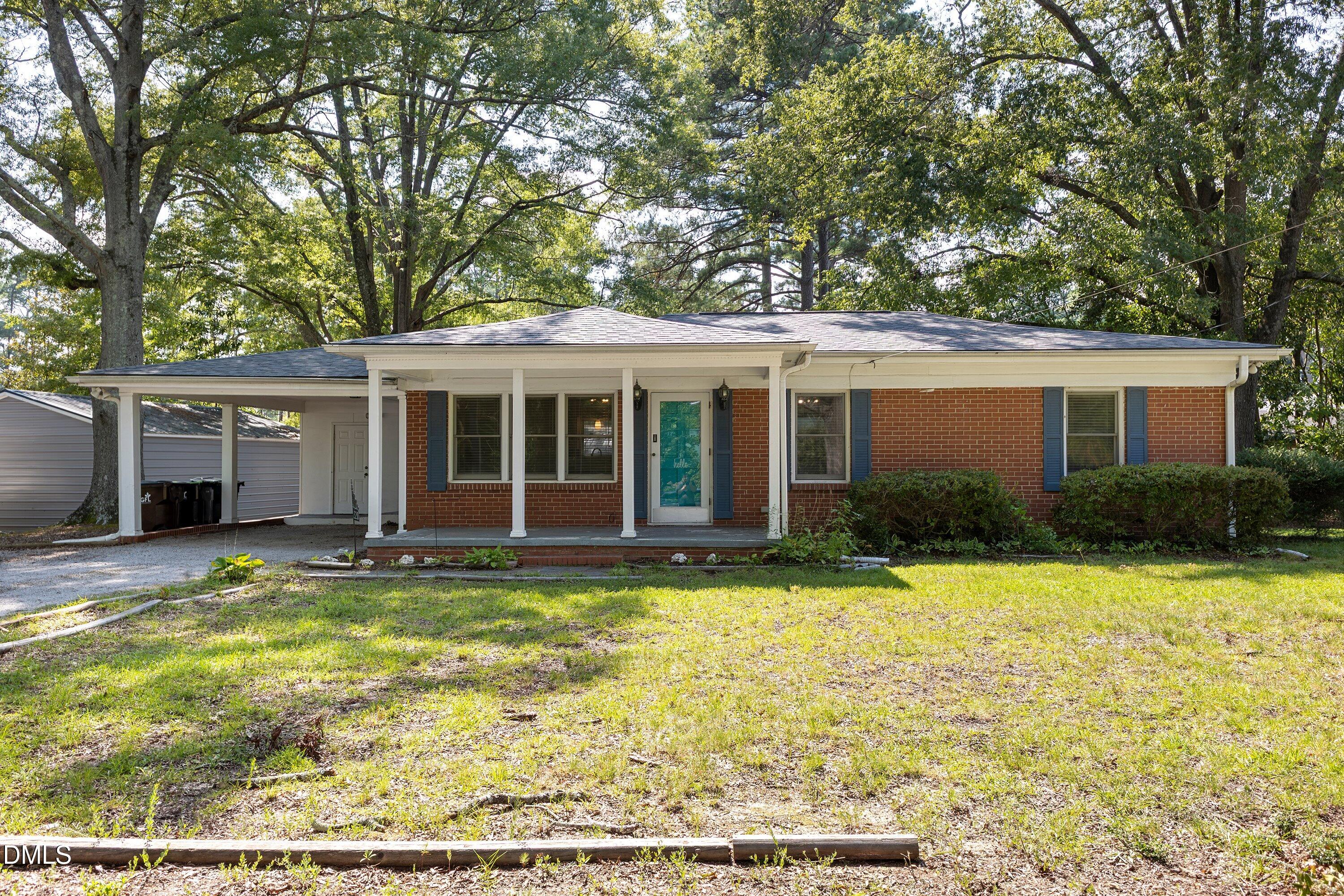 220 Lakewood Drive — photo
